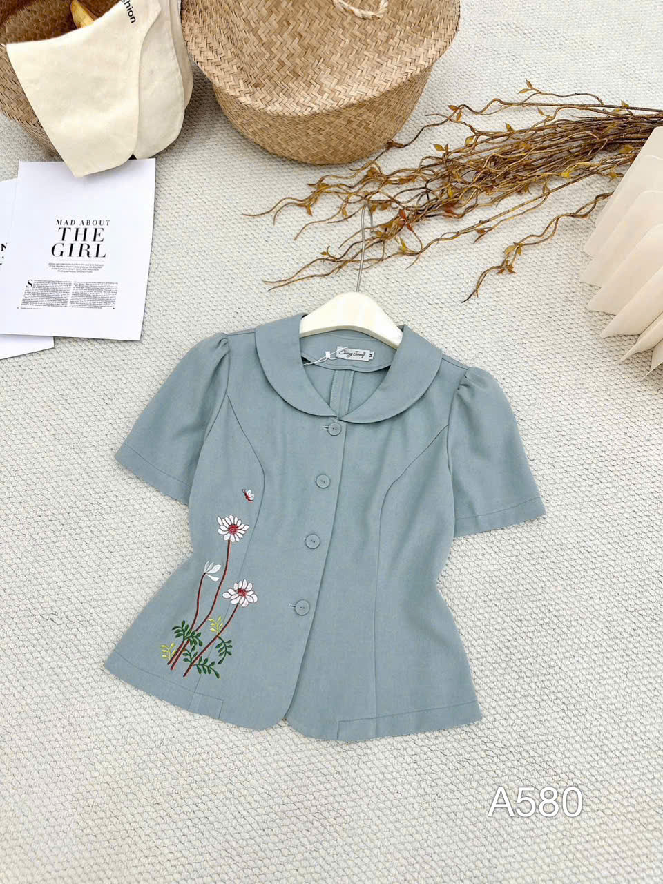 A580 Áo kí giả thêu hoa cúc