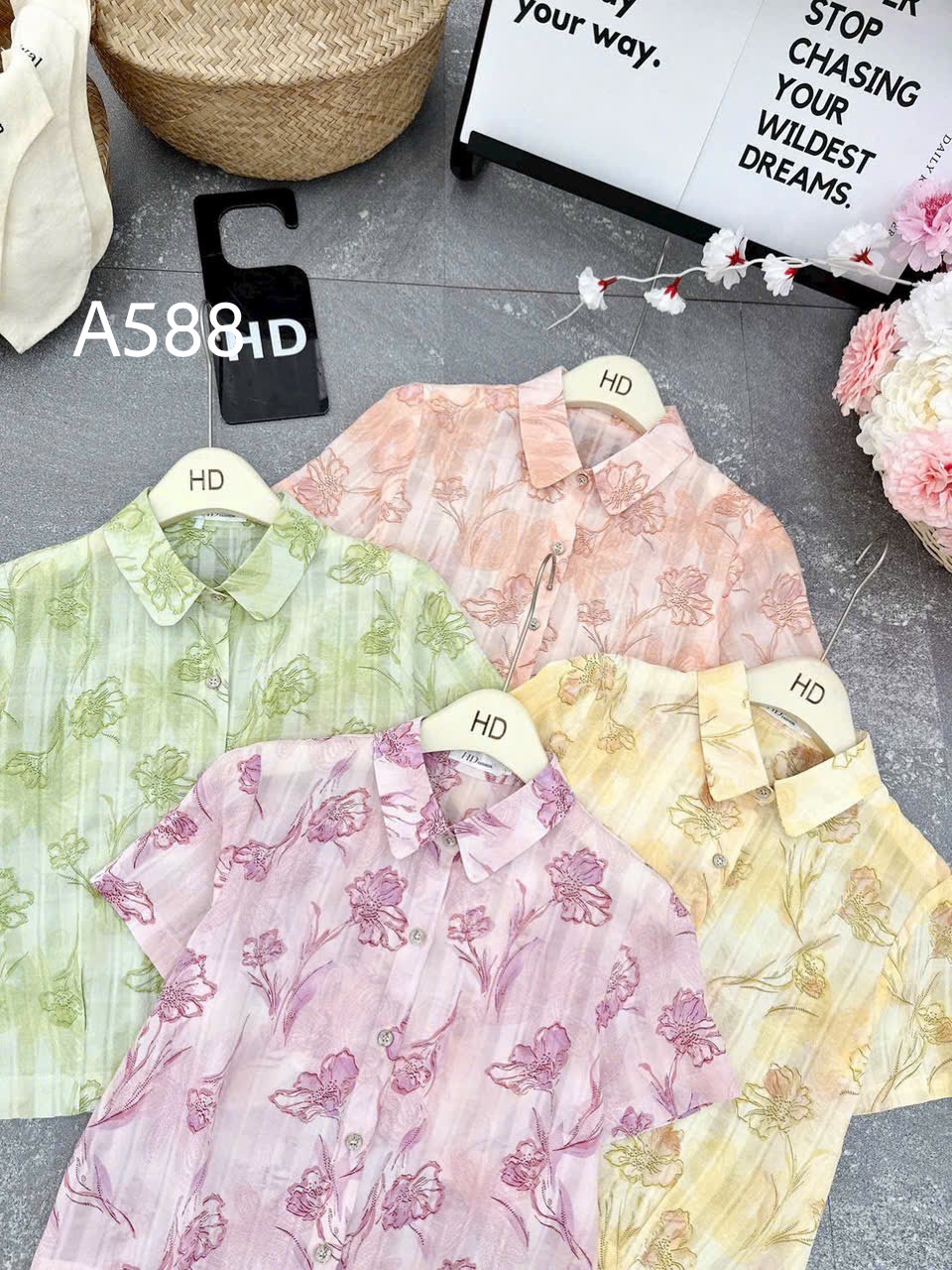 A588 Áo sơ mi hoa tay cộc