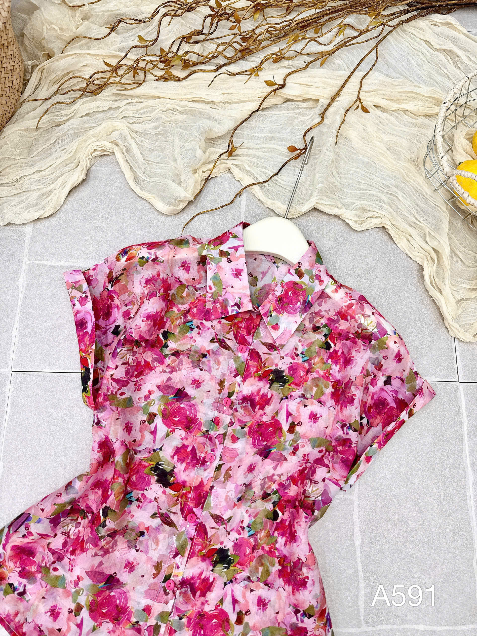A591 Áo sơ mi hoa loang