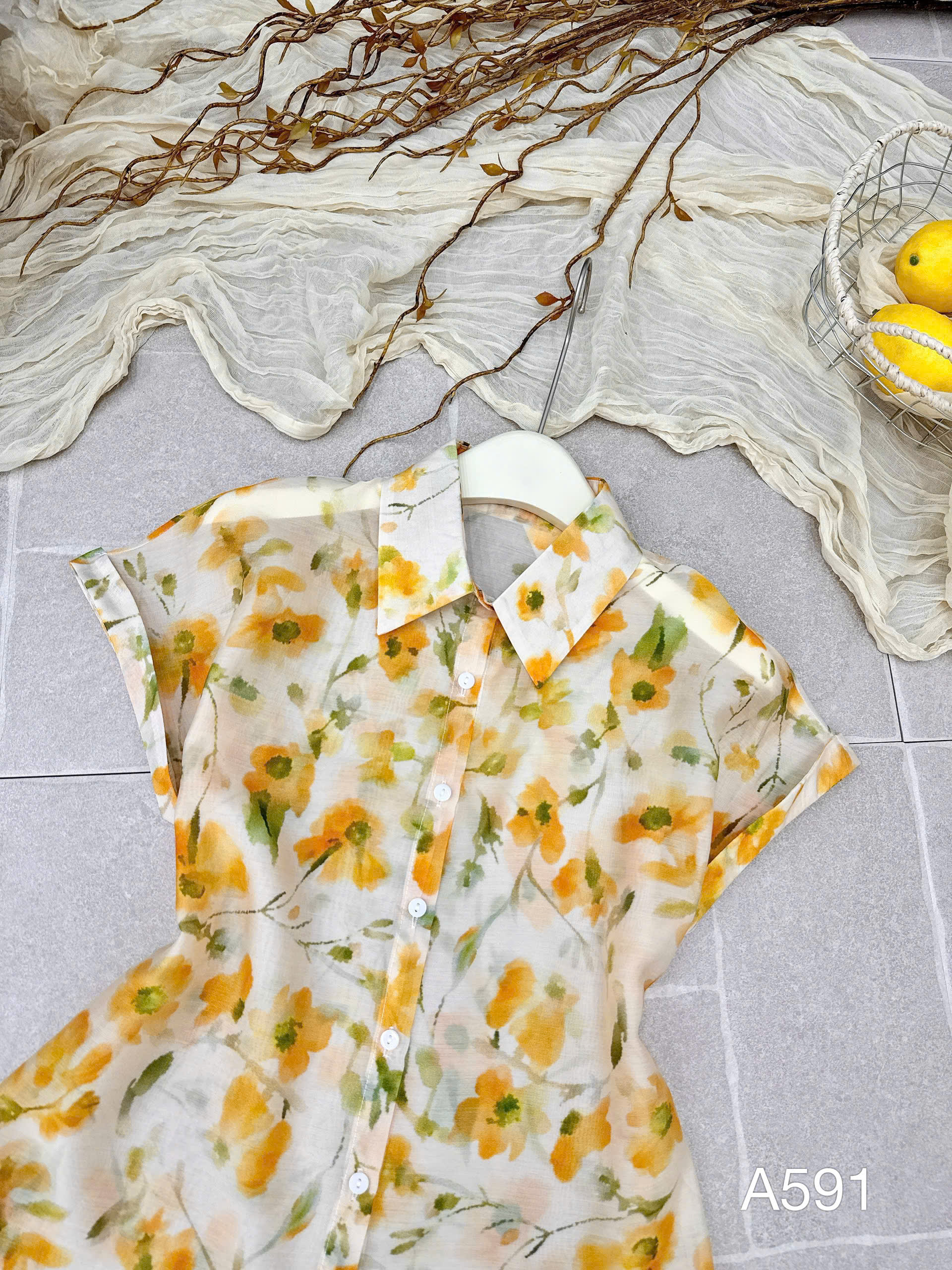 A591 Áo sơ mi hoa loang