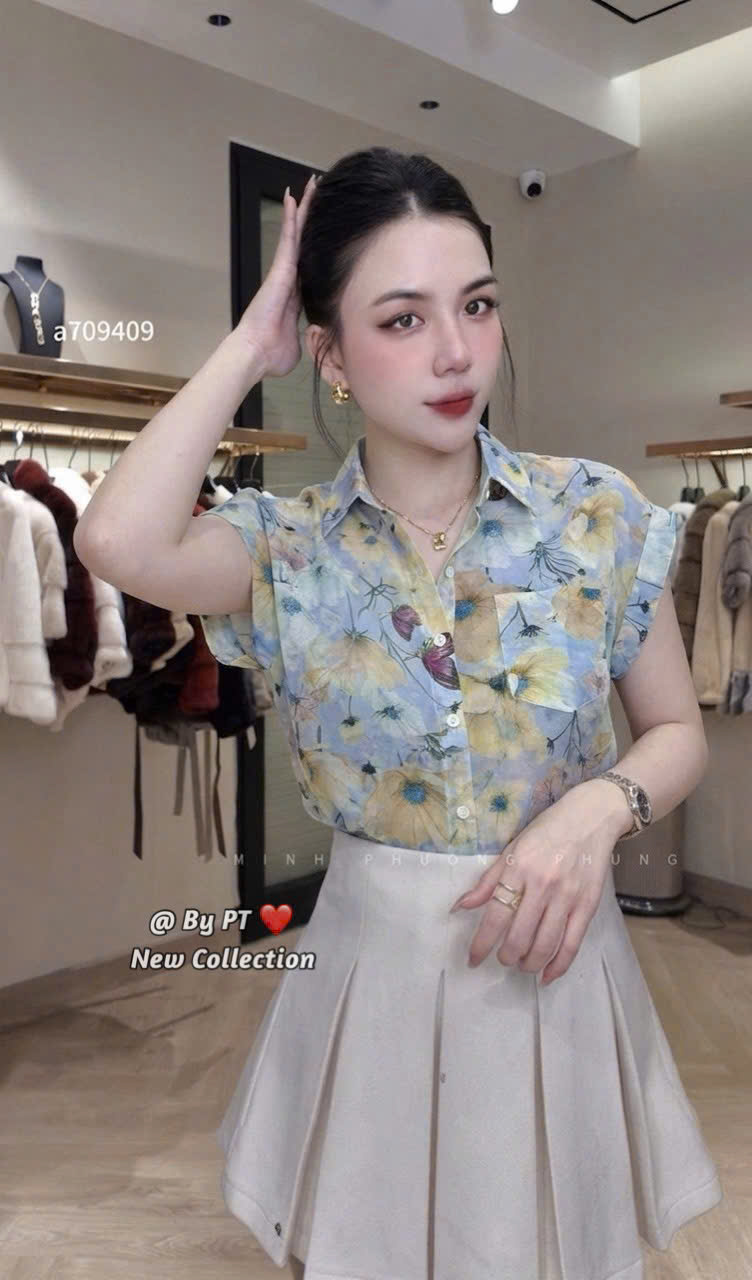 A599 Áo sơ mi hoa tay dơi