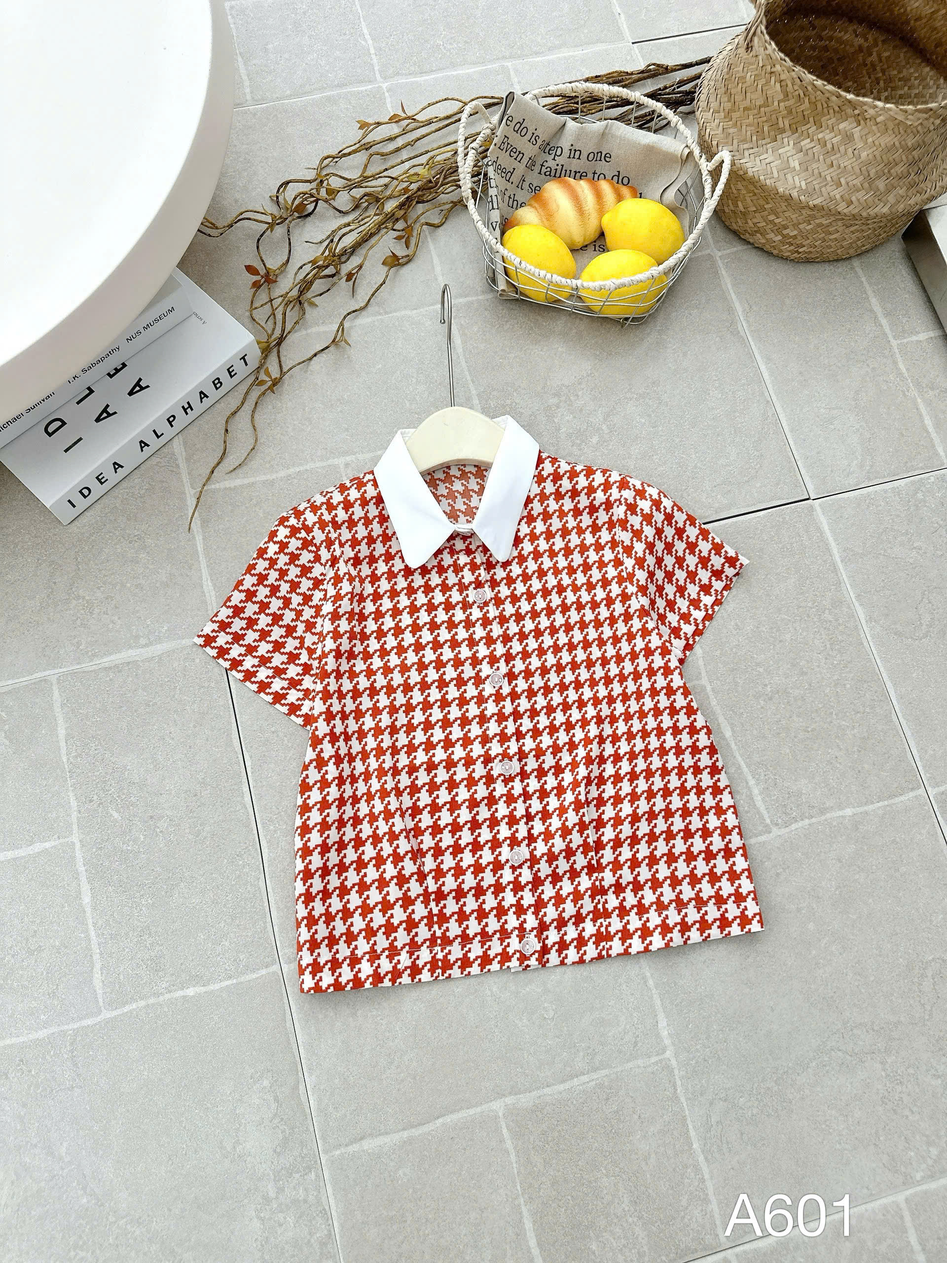 A601 Áo sơ mi họa tiết tay cộc