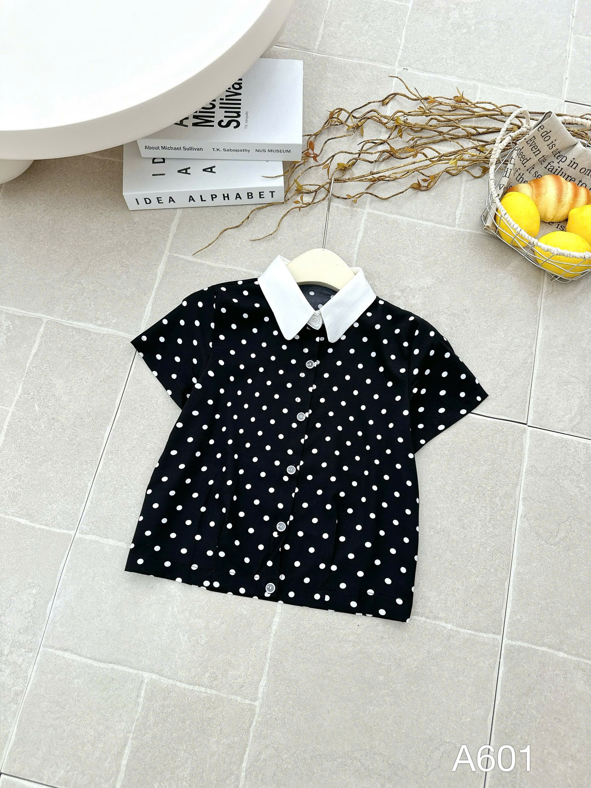A601 Áo sơ mi họa tiết tay cộc