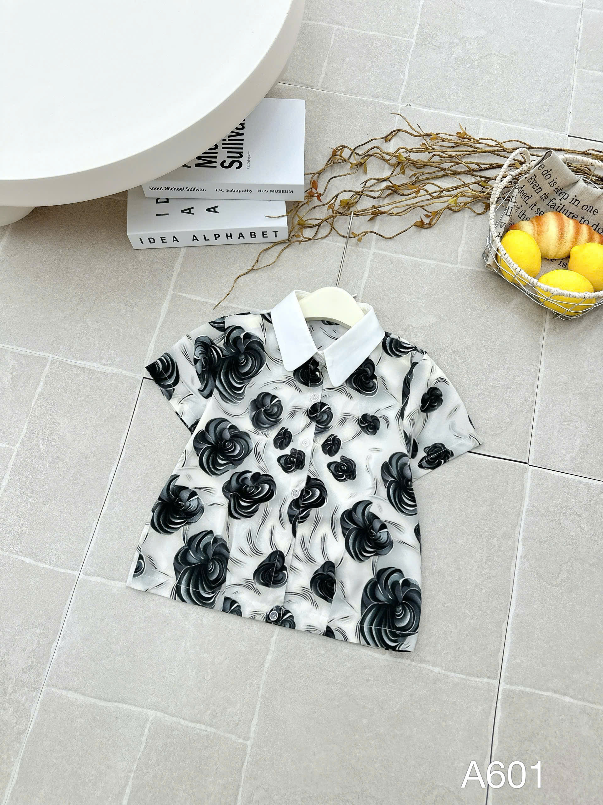 A601 Áo sơ mi họa tiết tay cộc