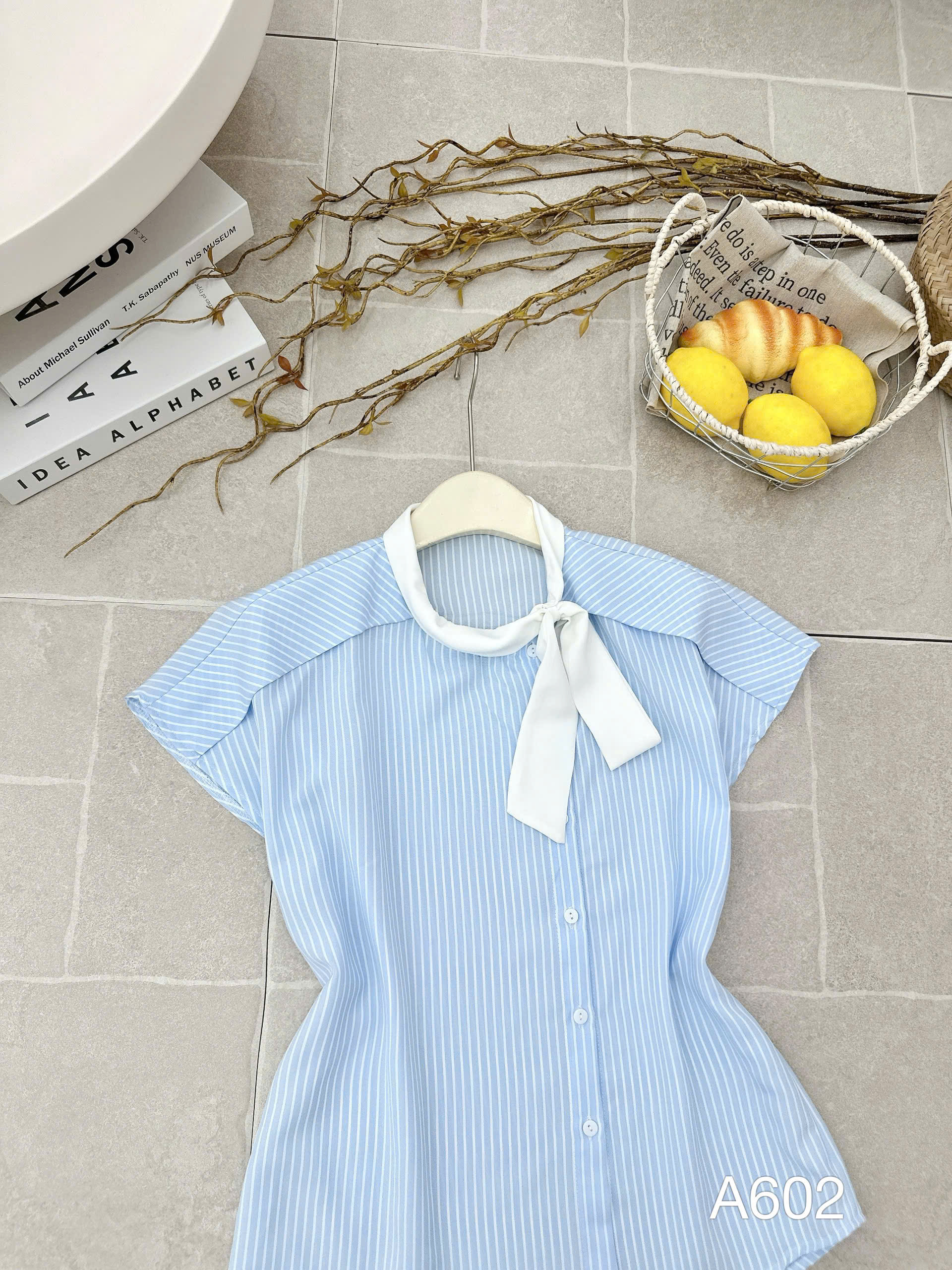 A602 Áo sơ mi kẻ tay hến nơ cổ