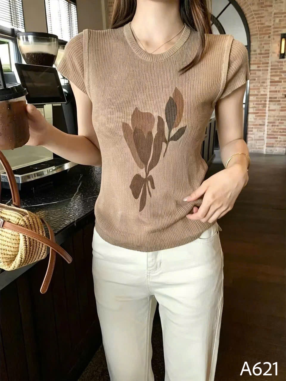 A621 Áo len mongtoghi hoa