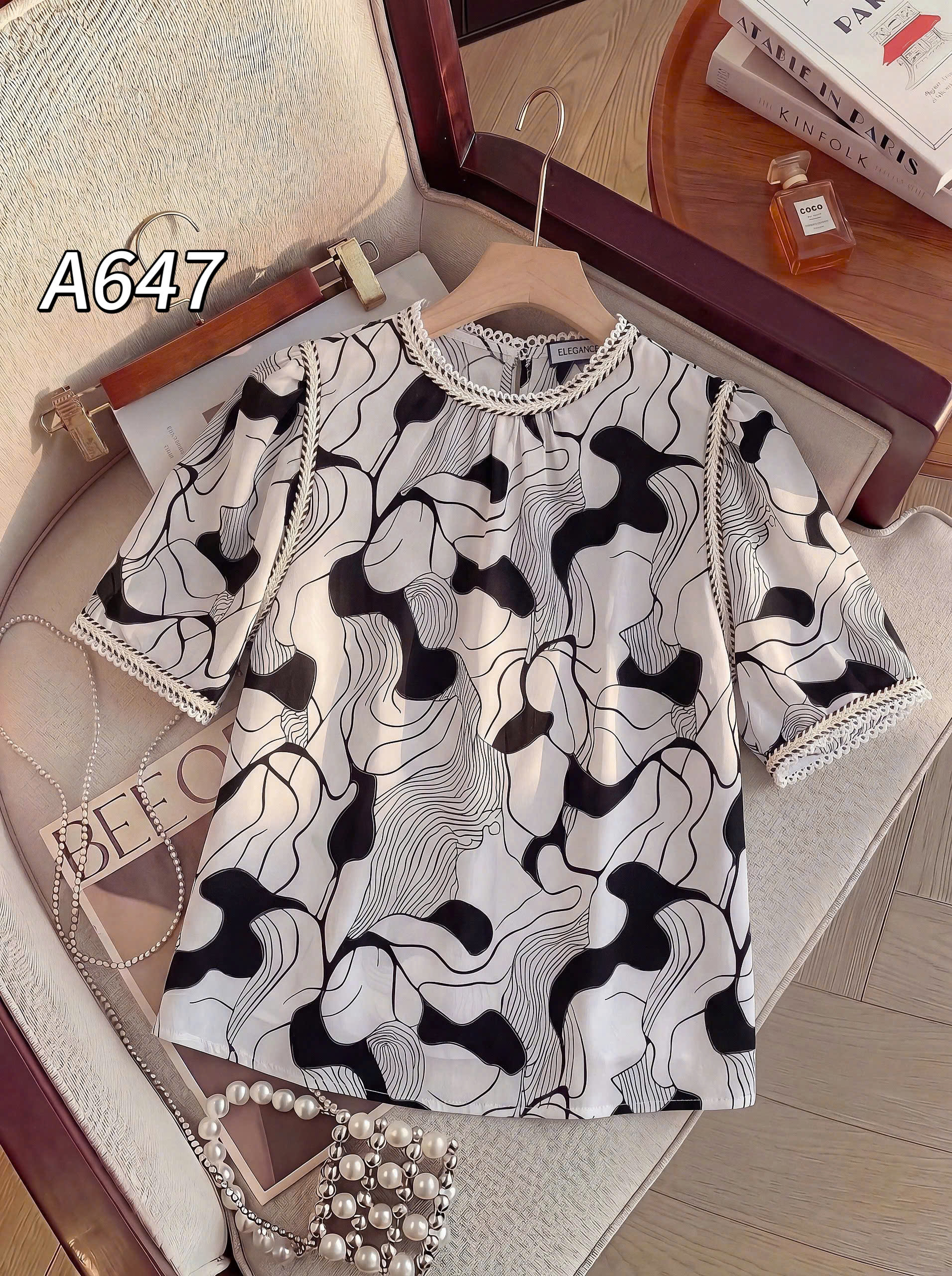 A647 Áo sơ mi loang cổ tròn