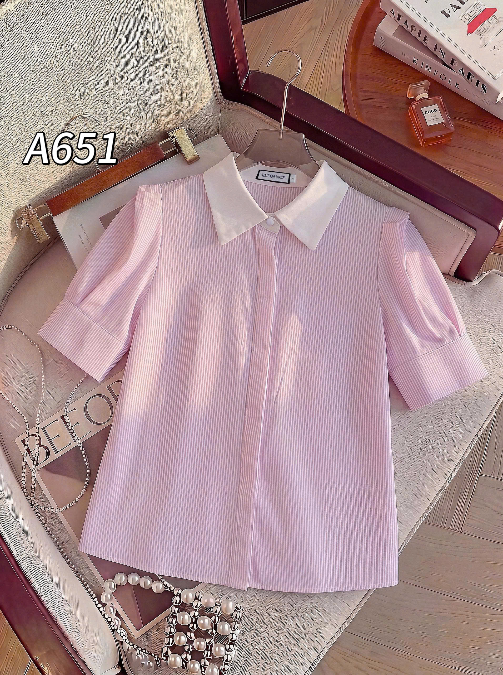 A651 Áo sơ mi kẻ cổ trắng tay bồng