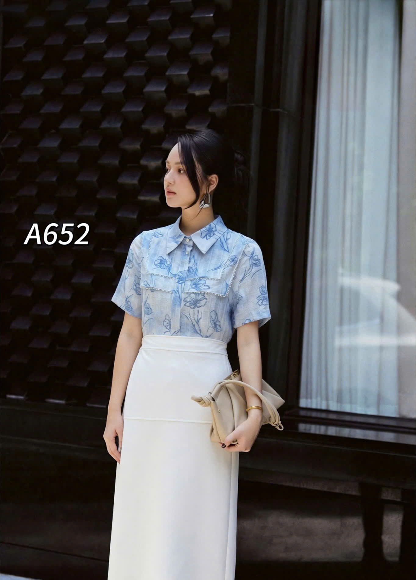 A652 Áo sơ mi hoa cổ vuông
