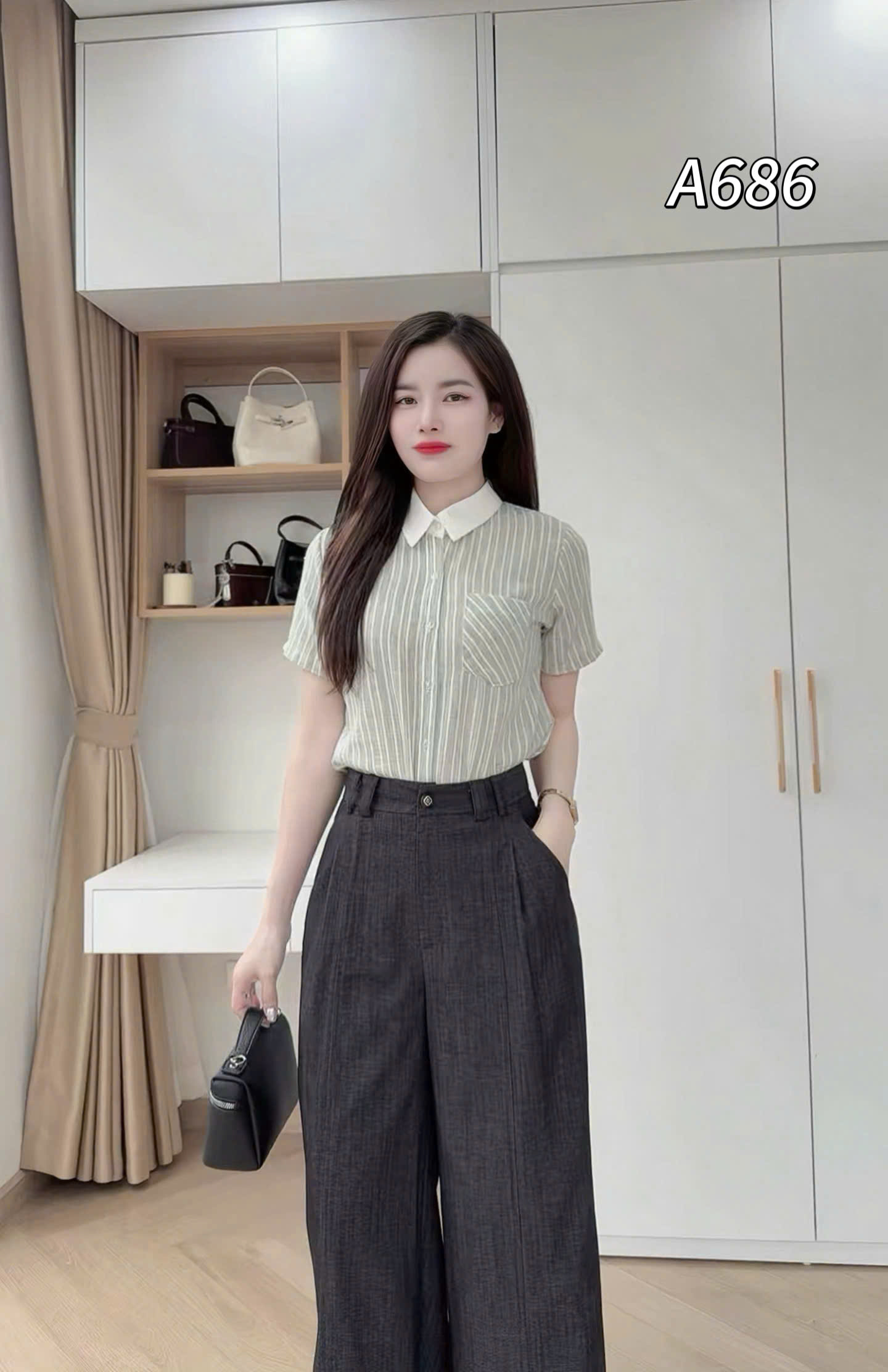A686 Áo sơ mi kẻ túi ngực cổ trắng