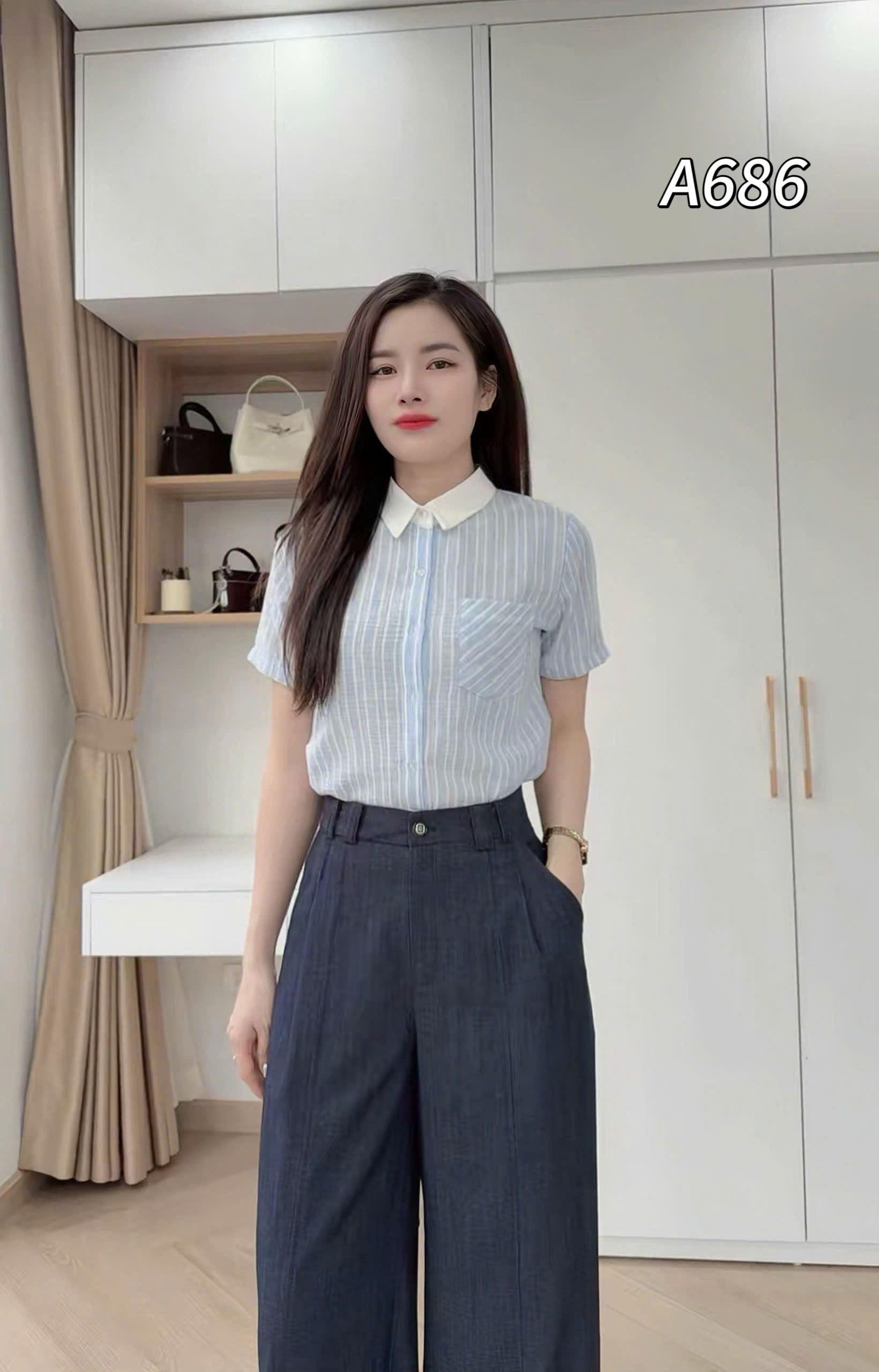A686 Áo sơ mi kẻ túi ngực cổ trắng