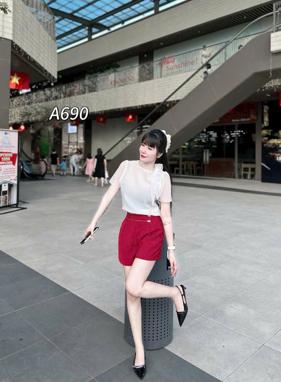A690 Áo sơ mi nơ vai