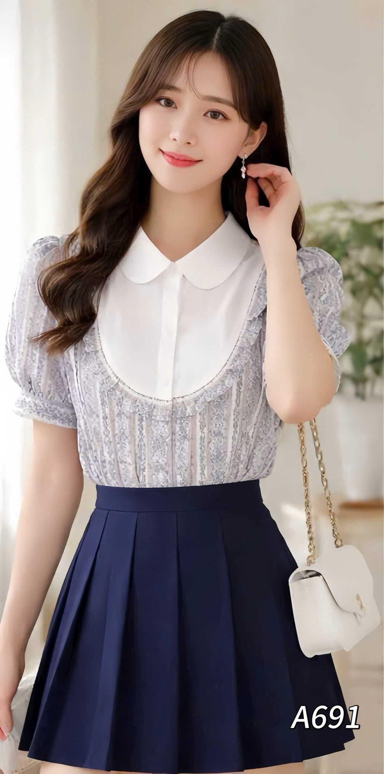 A691 Áo sơ mi cổ yếm tay bồng