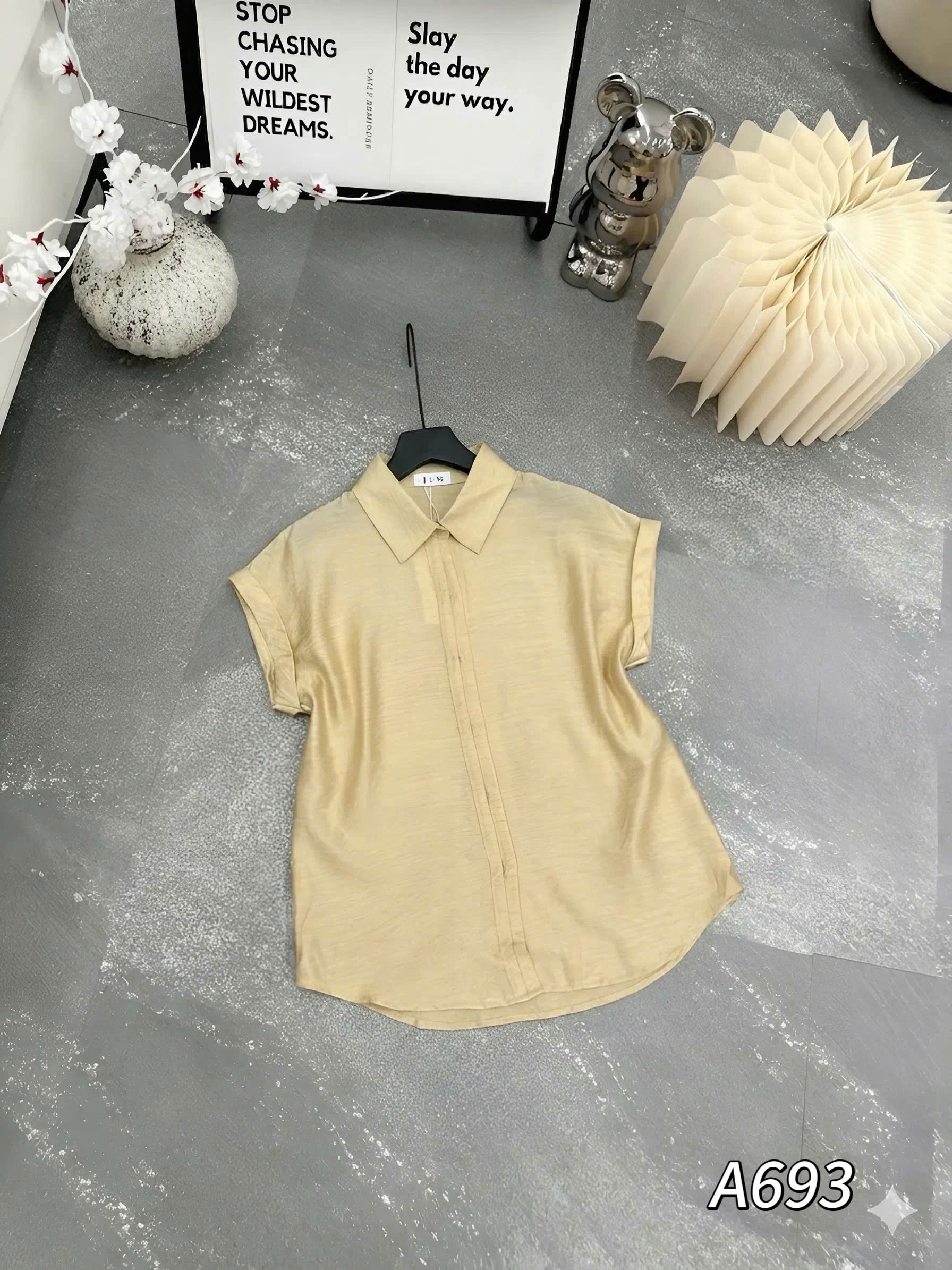A693 Áo sơ mi cộc tay giấu cúc