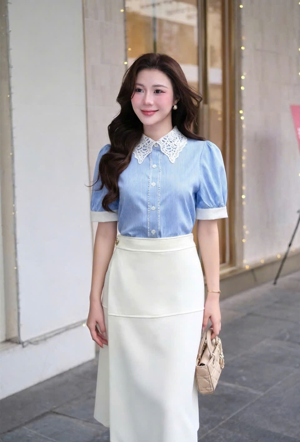 A695 Áo sơ mi kẻ cổ ren