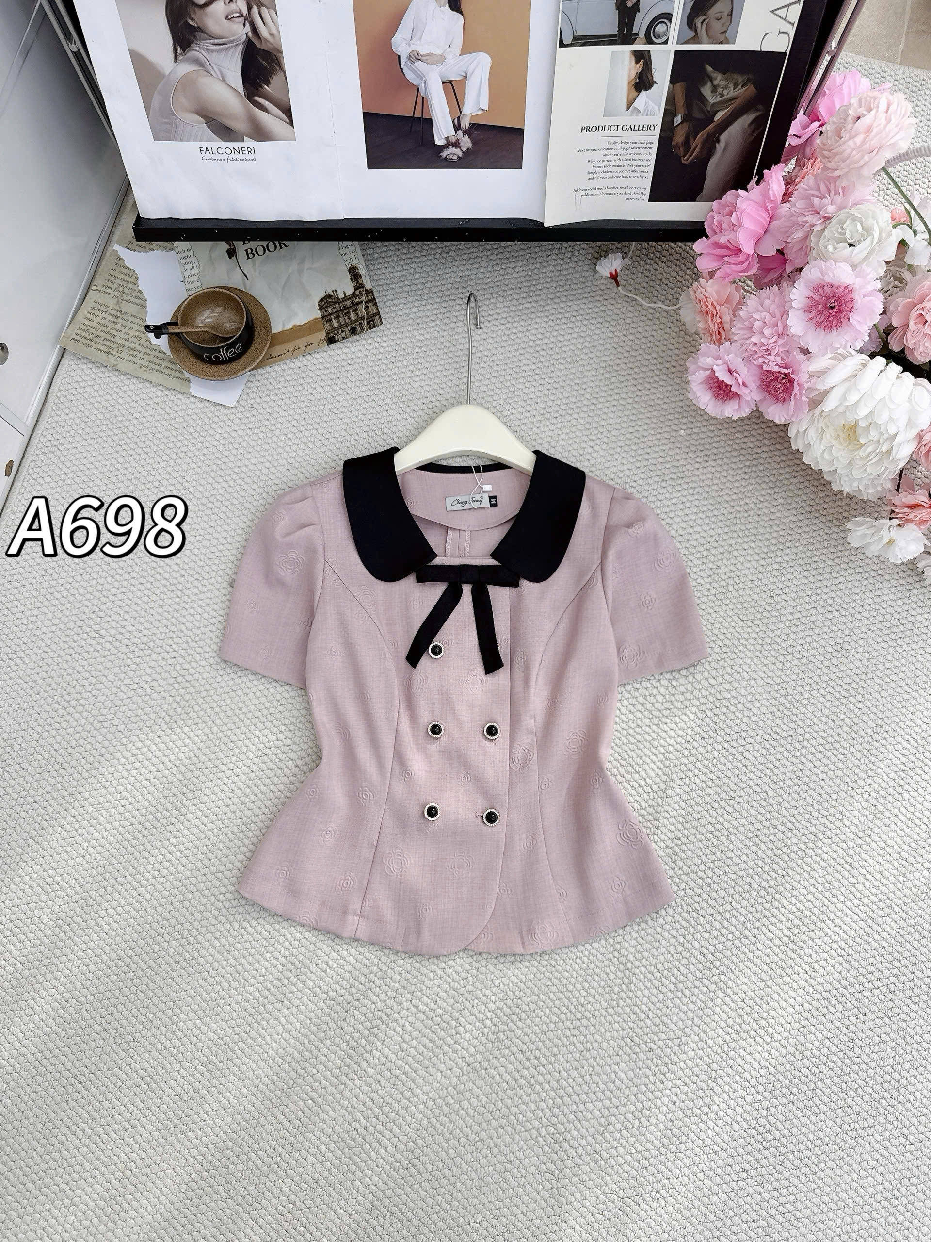 A698 Áo kí giả cổ nơ đen