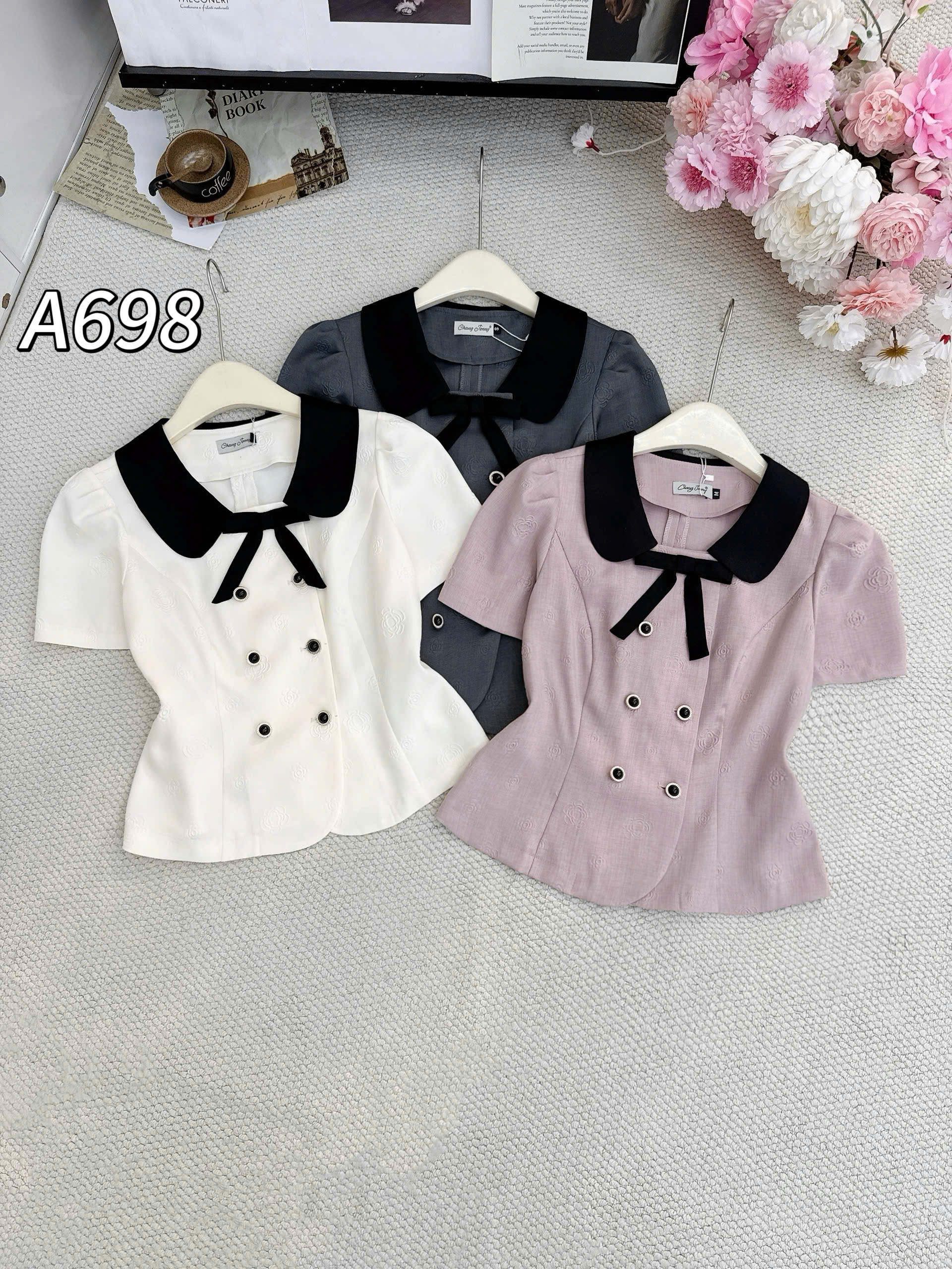 A698 Áo kí giả cổ nơ đen