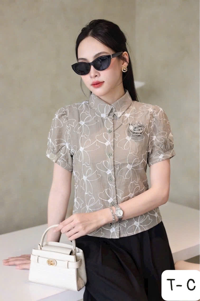 A699 Áo sơ mi thêu nơ hoa ngực
