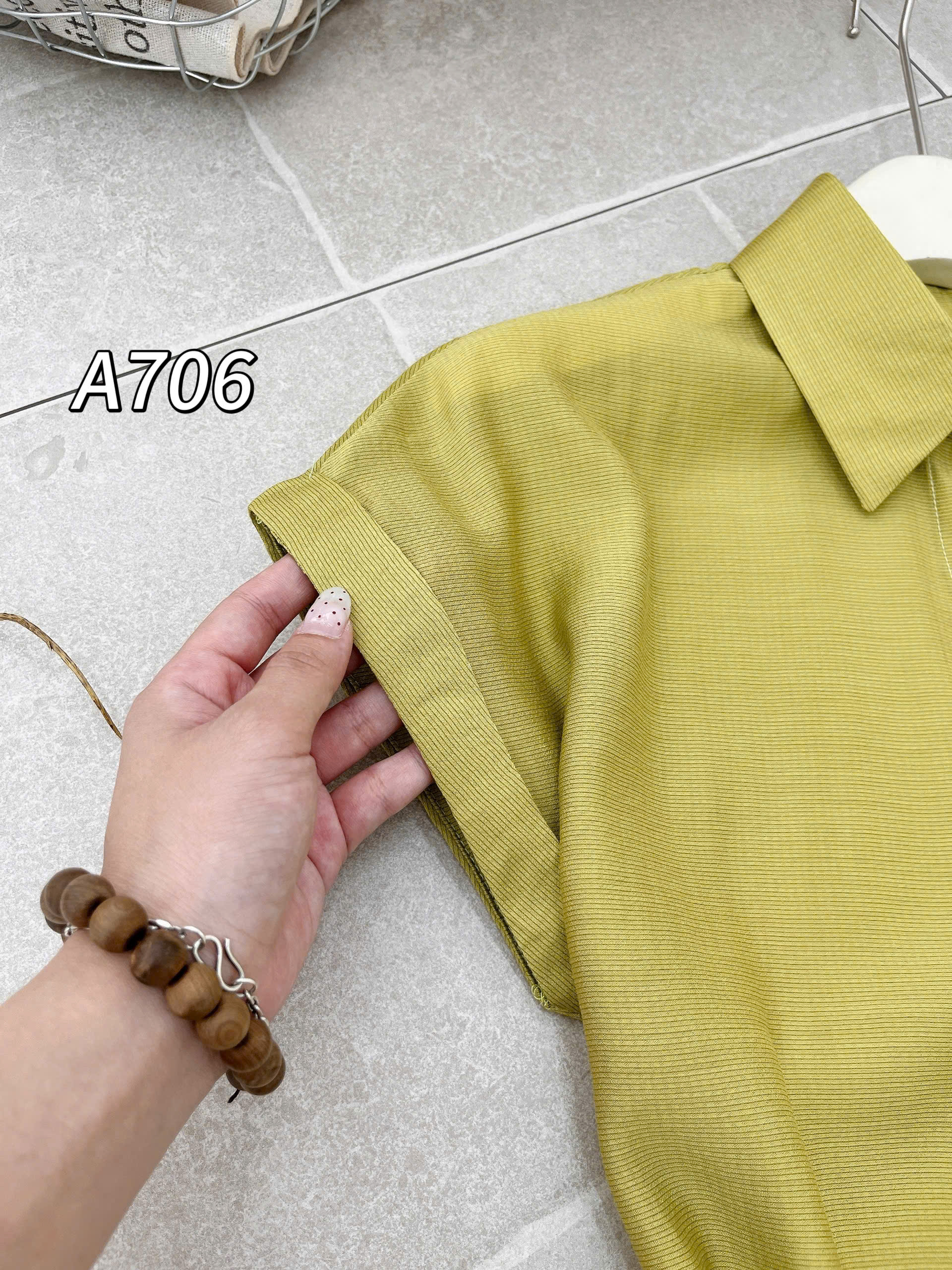 A706 Áo sơ mi cộc tay cúc hoa
