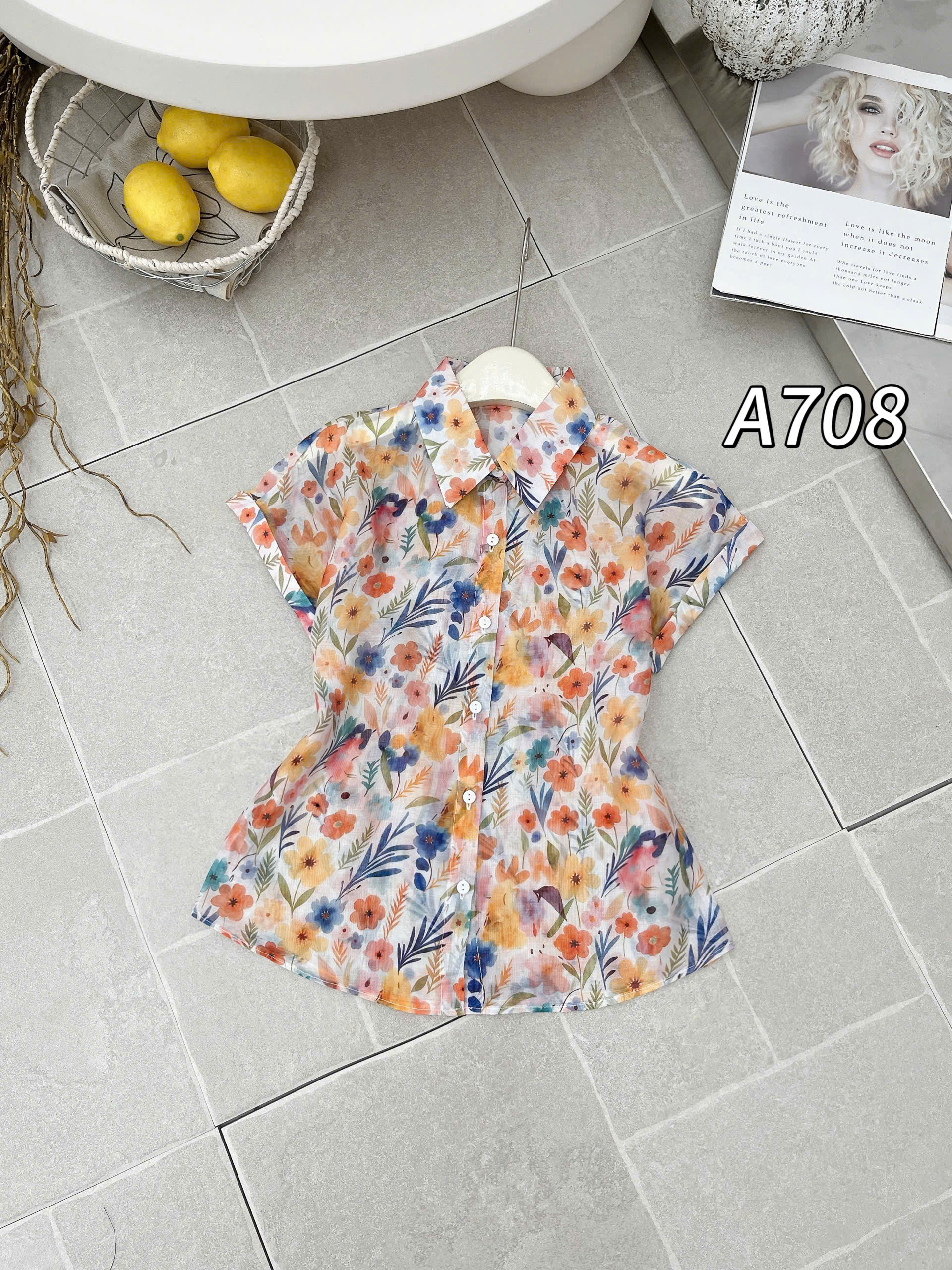 A708 Áo sơ mi hoa tay xắn