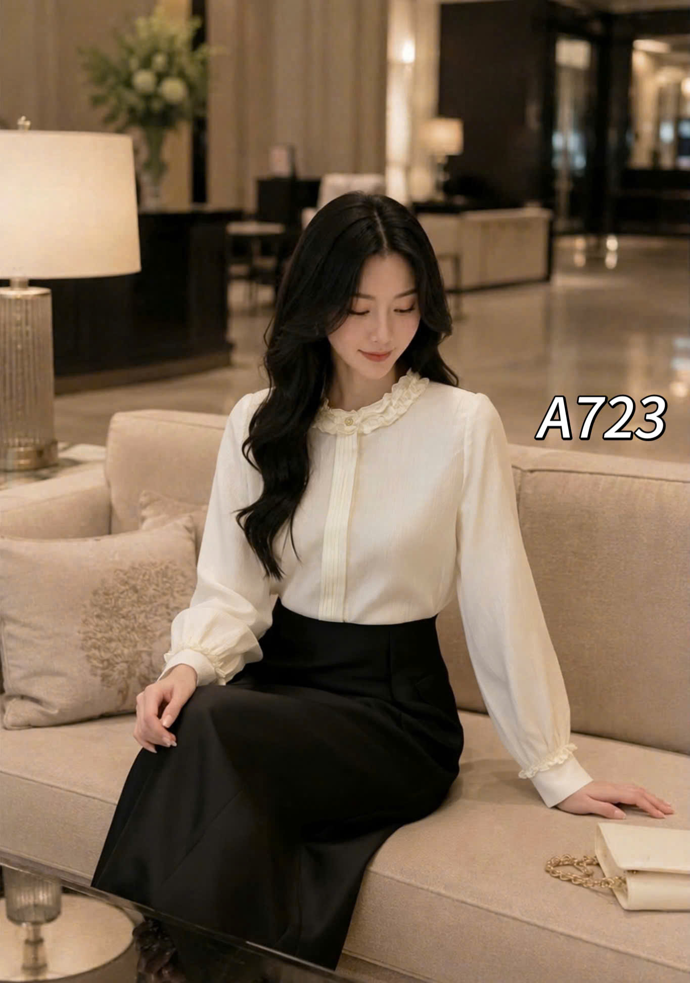 A723 áo tơ yến cổ tròn