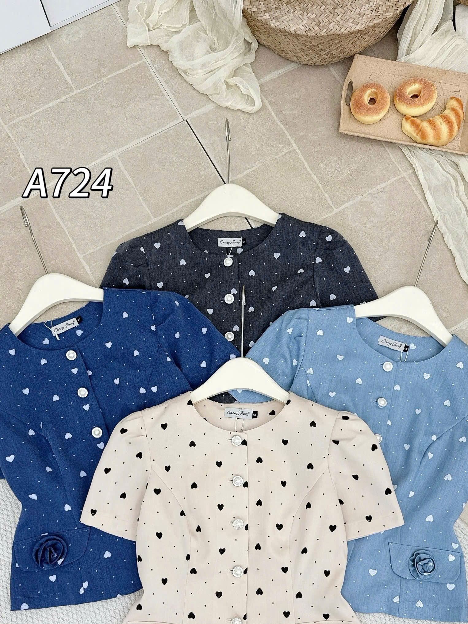 A724 áo kí giả trái tim