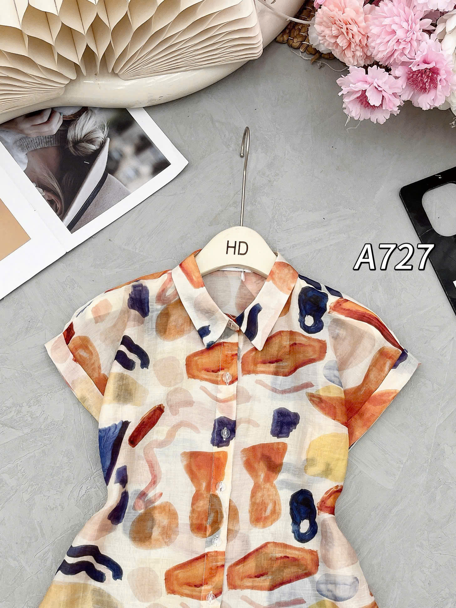 A727 áo tay hến họa tiết
