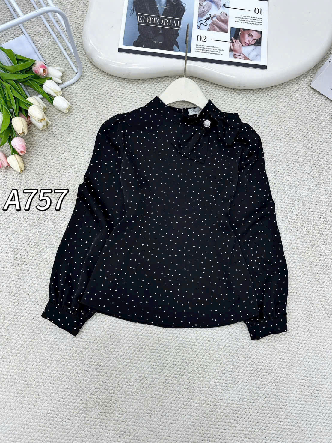 A757 Áo sơ mi lụa bi tim cổ nơ