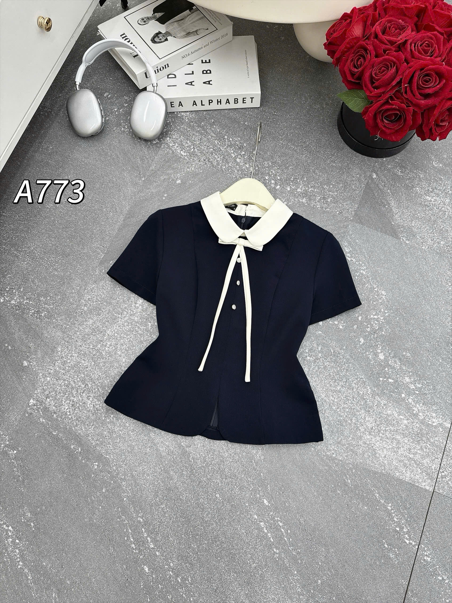 A773 áo cổ sen khóa lưng