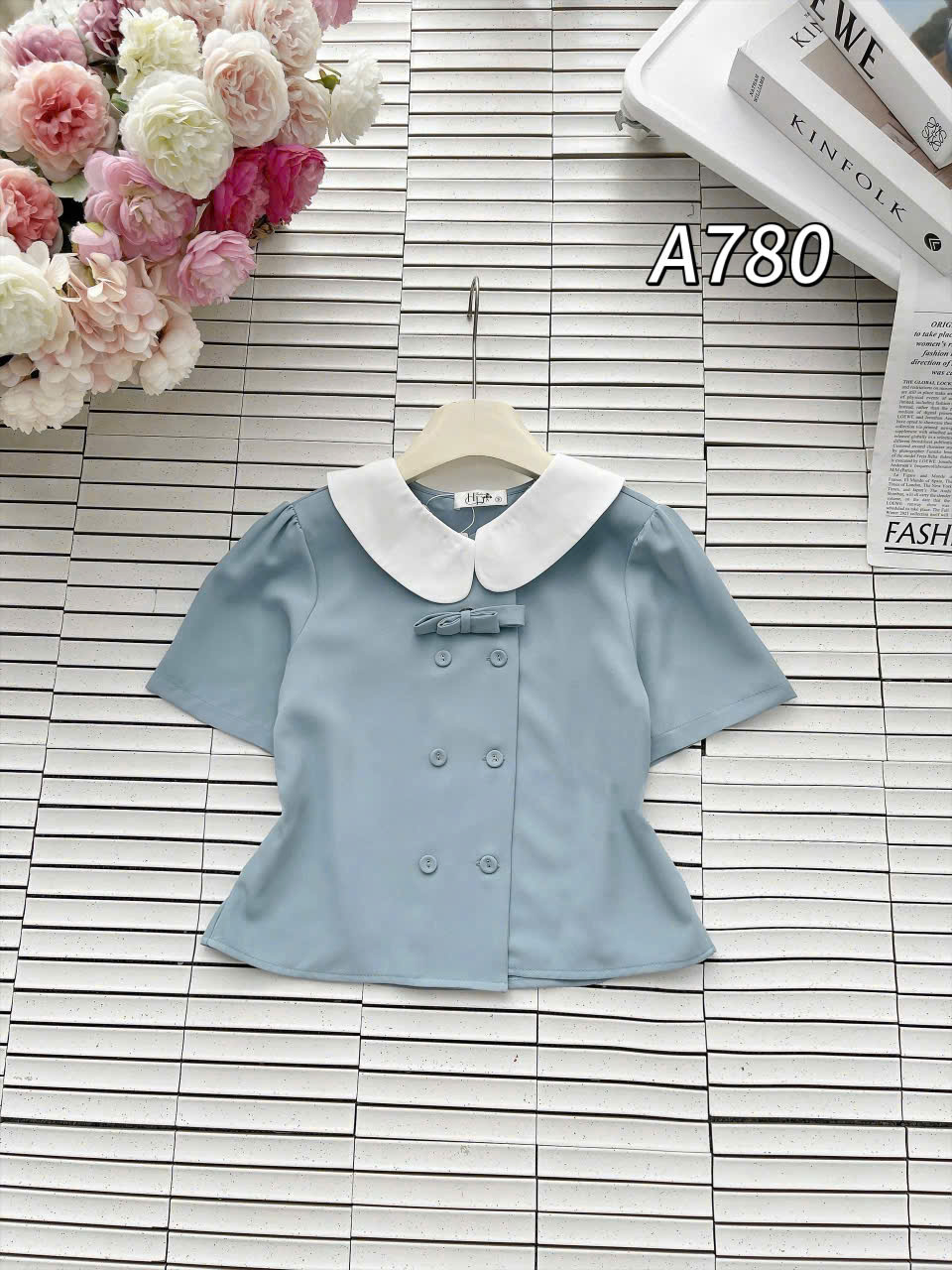 A780 Áo sơ mi cổ trắng gắn nơ