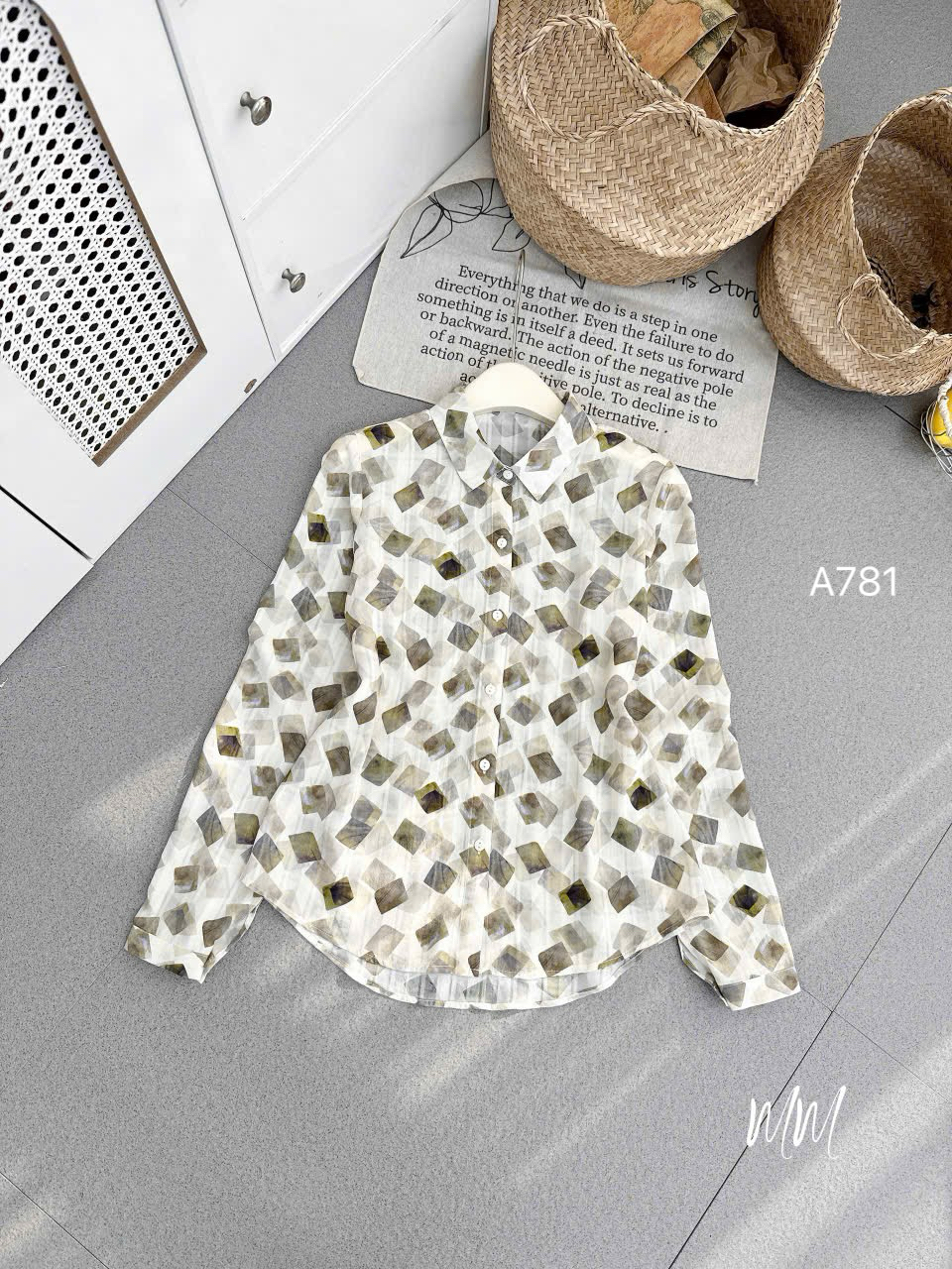 A781 áo họa tiết dài tay