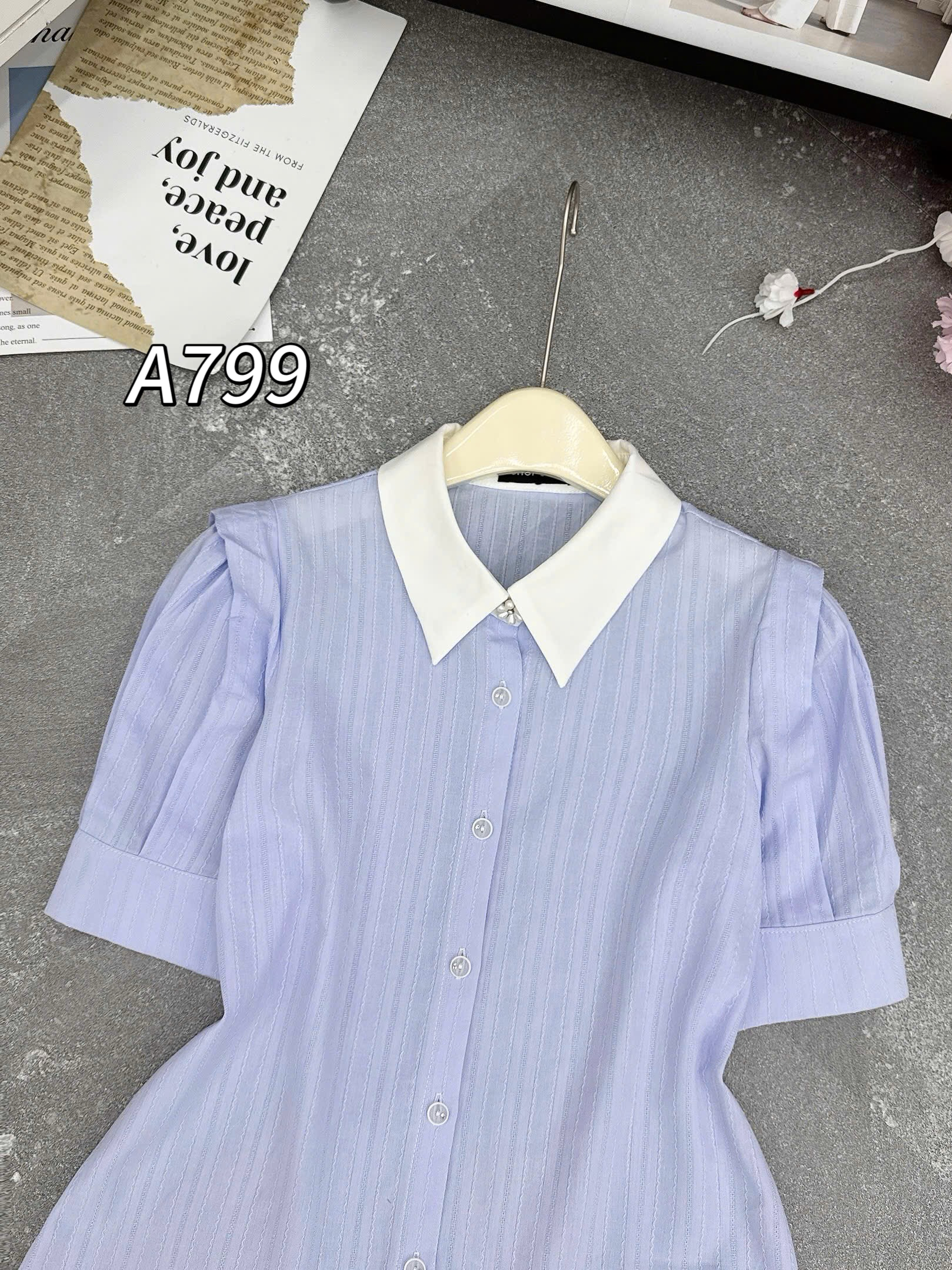 A799 Áo sơ mi cổ nhọn tay lỡ bản gập