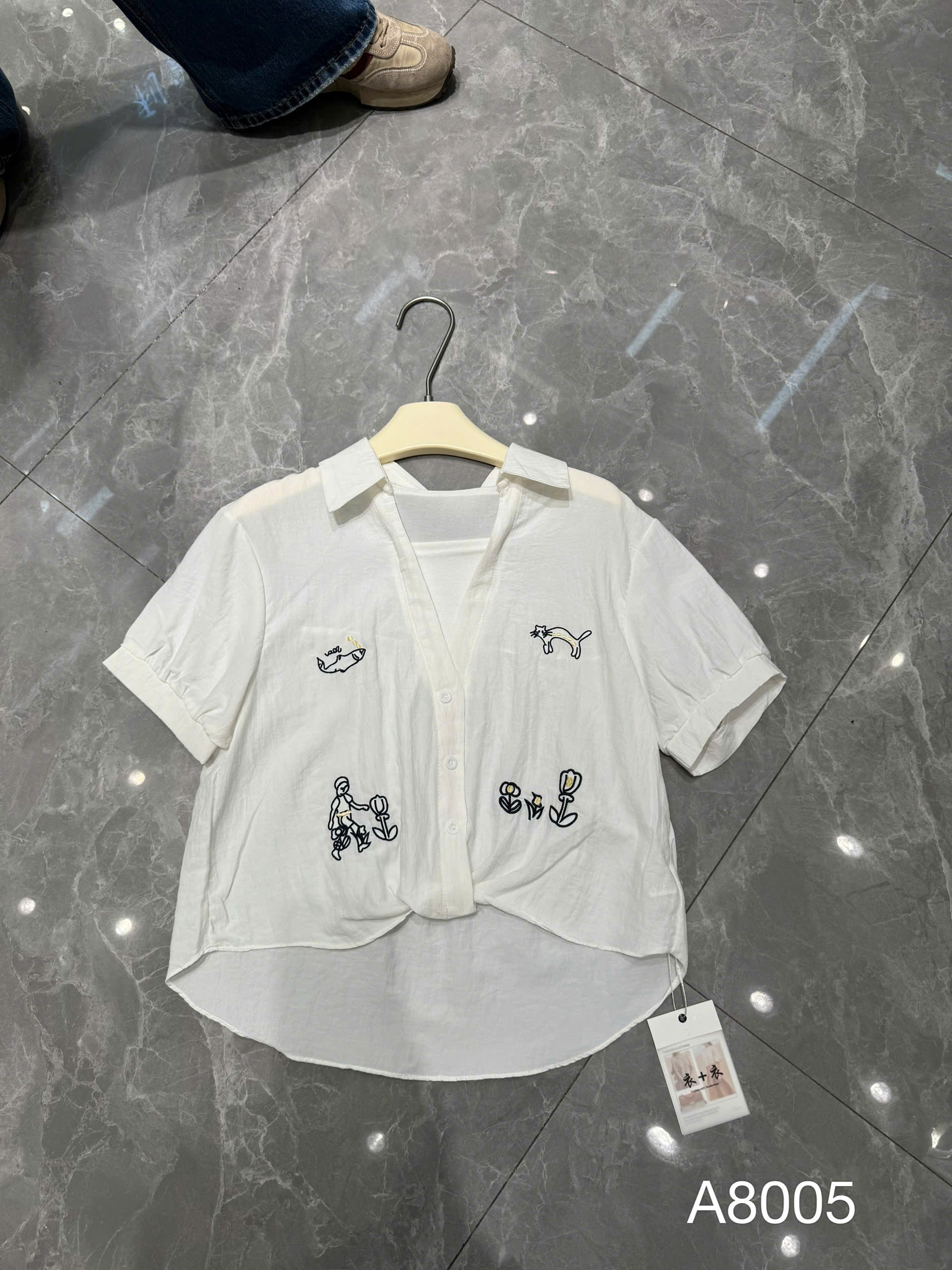 A8005 Áo sơ mi hình thêu