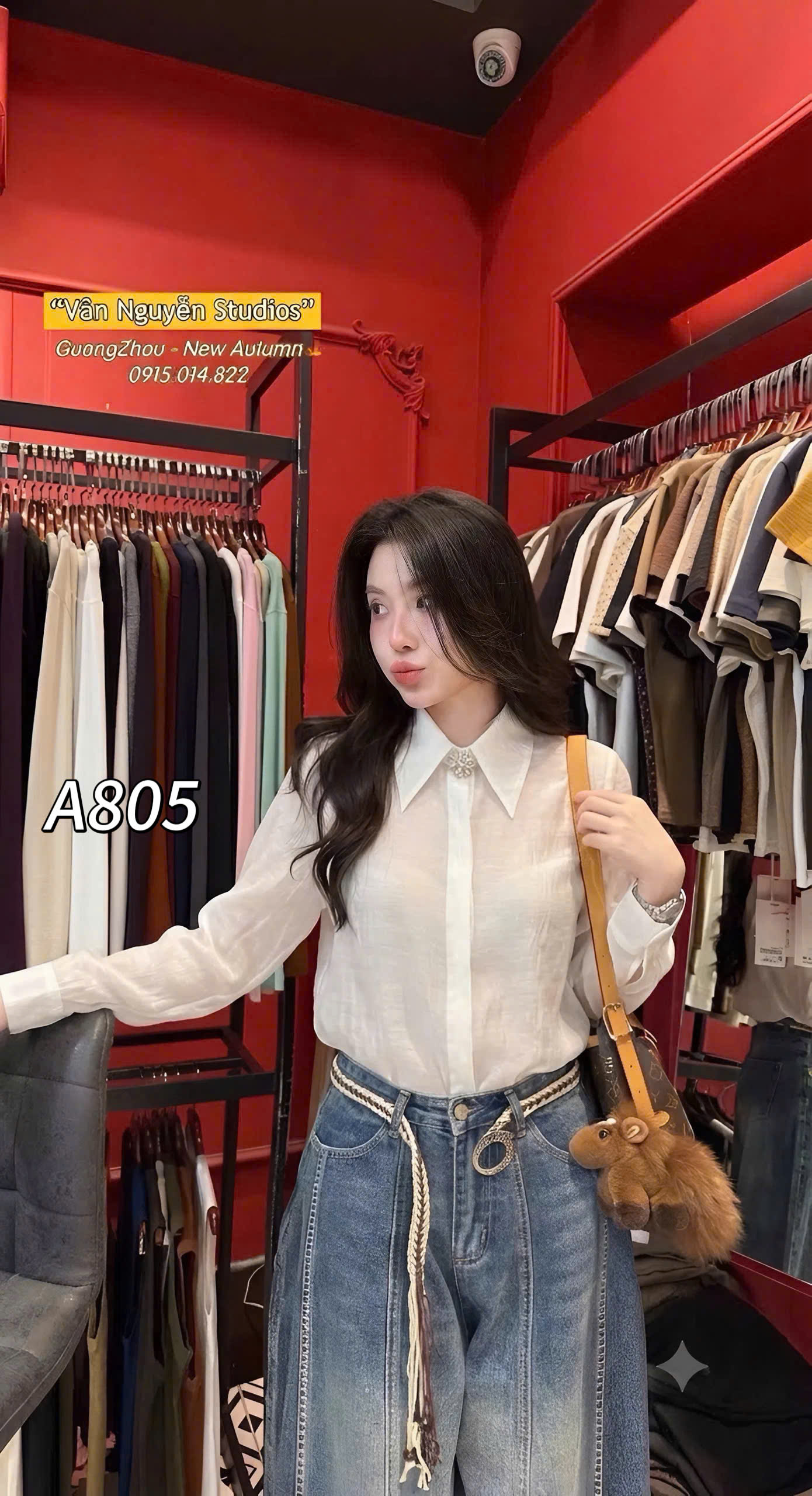 A805 Áo tơ hàn kèm charm pha lê