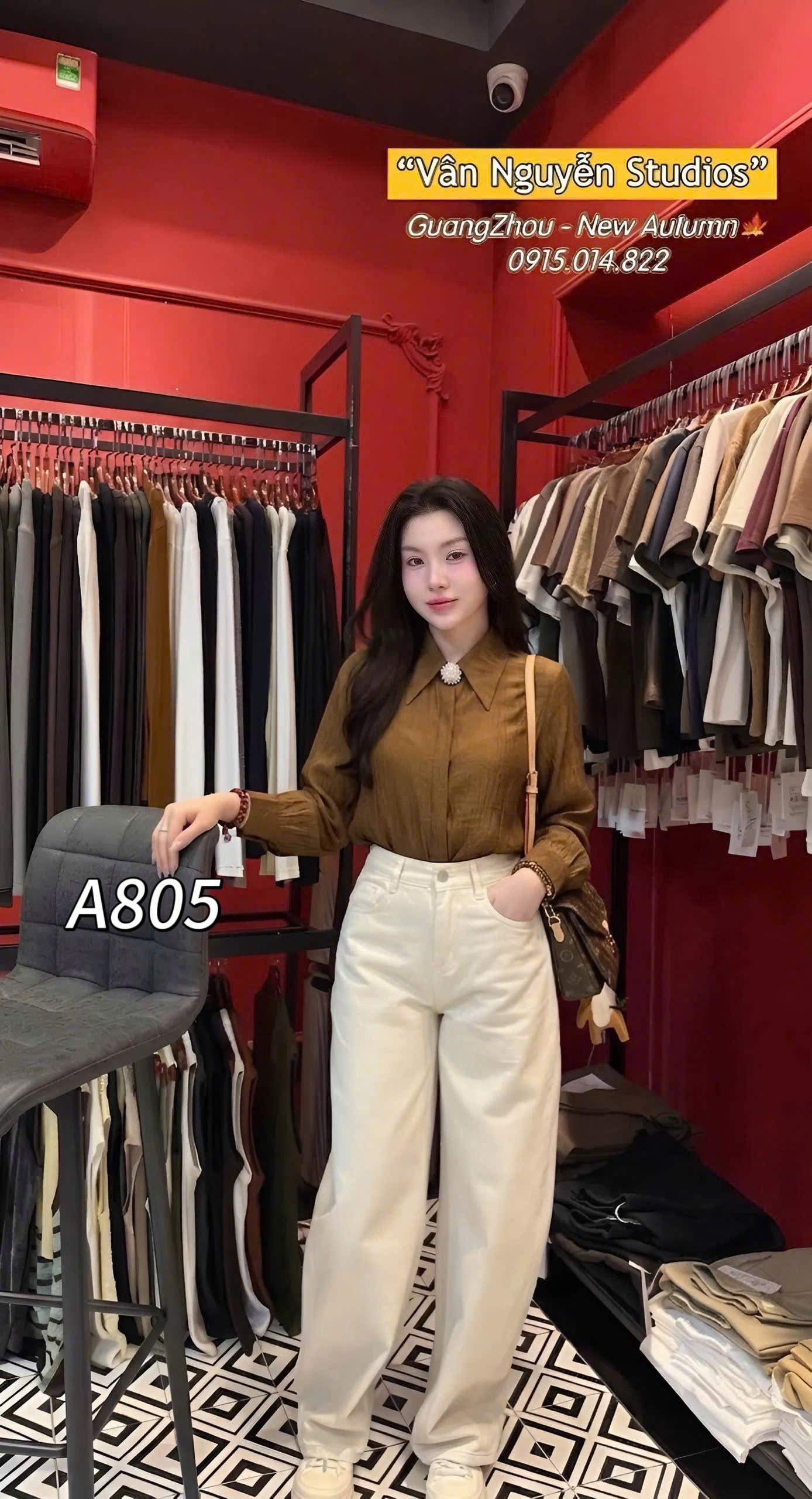 A805 Áo tơ hàn kèm charm pha lê