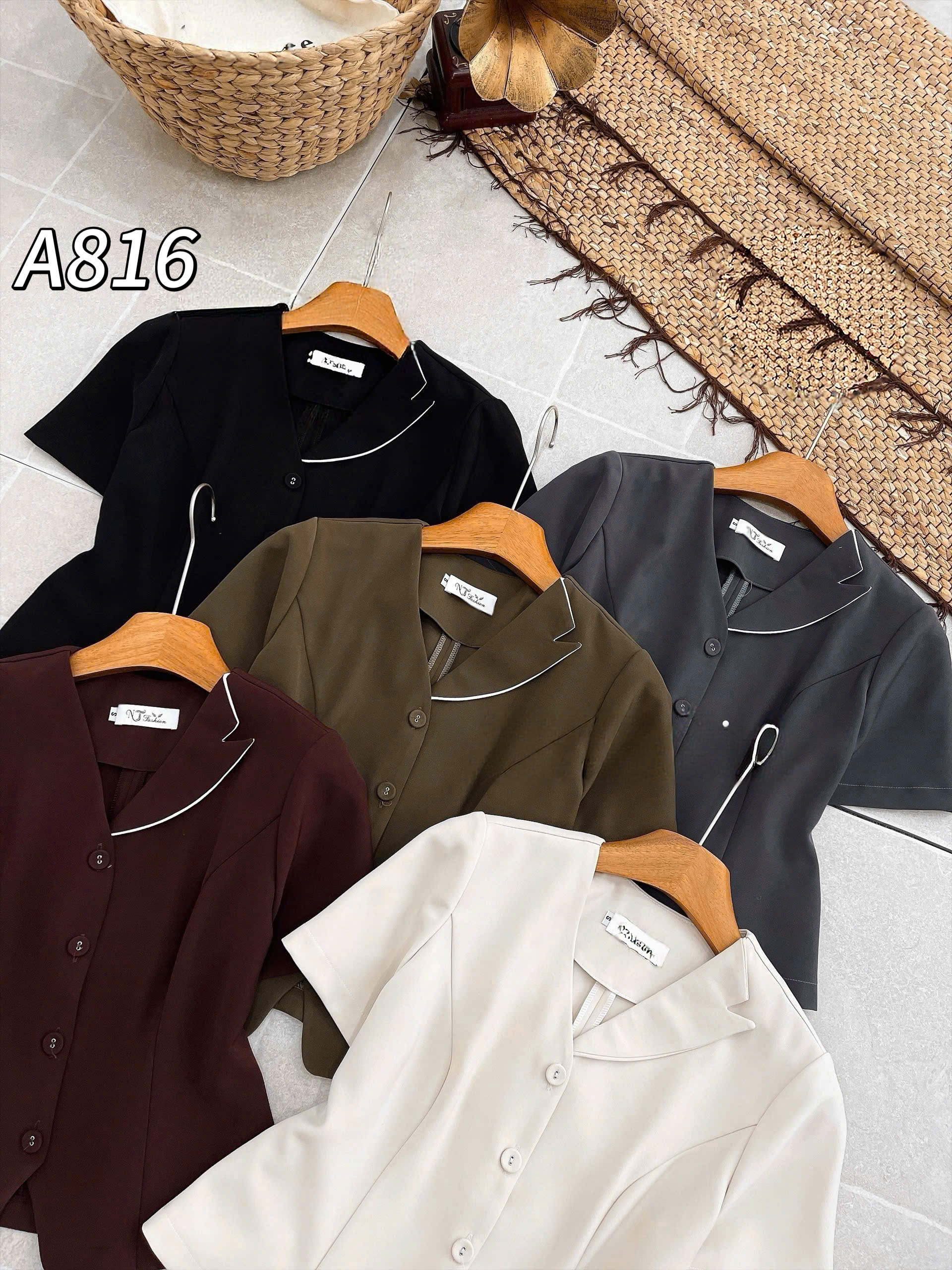 A816 Áo kí giả cổ K