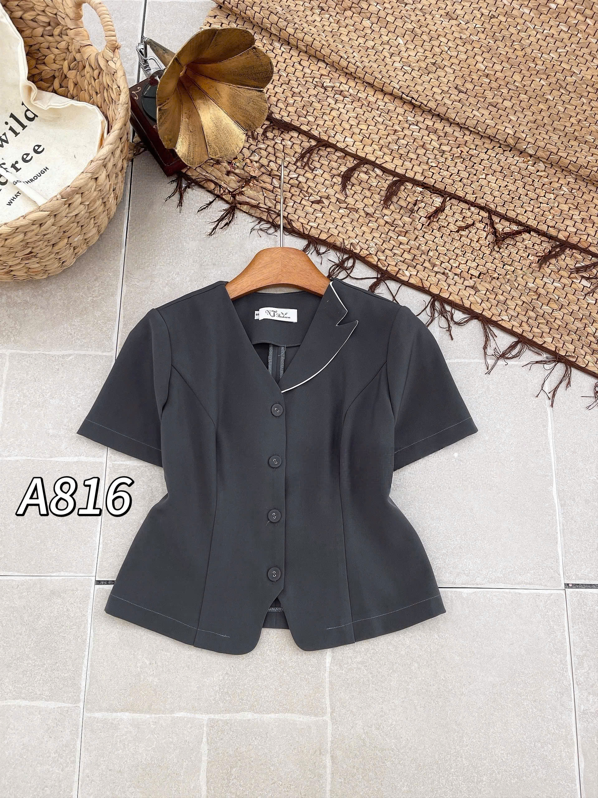 A816 Áo kí giả cổ K