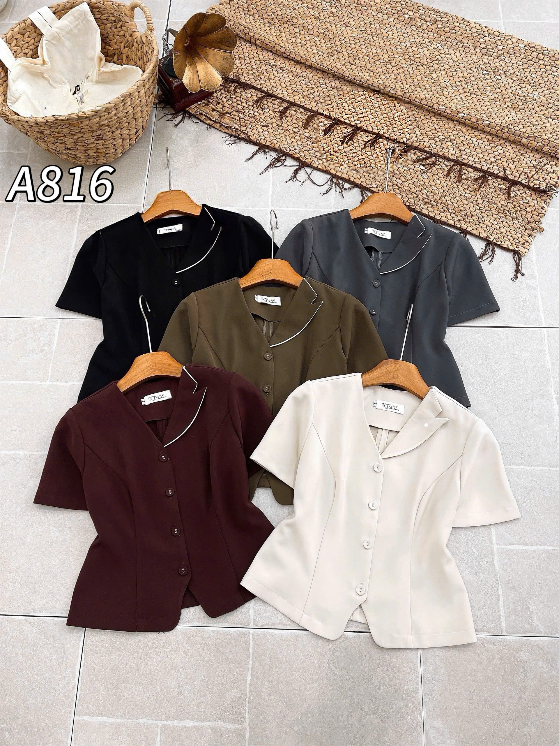 A816 Áo kí giả cổ K