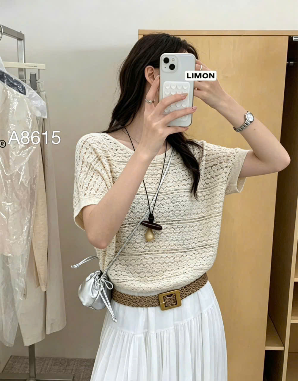 A8615 áo len mongtoghi cổ thuyền