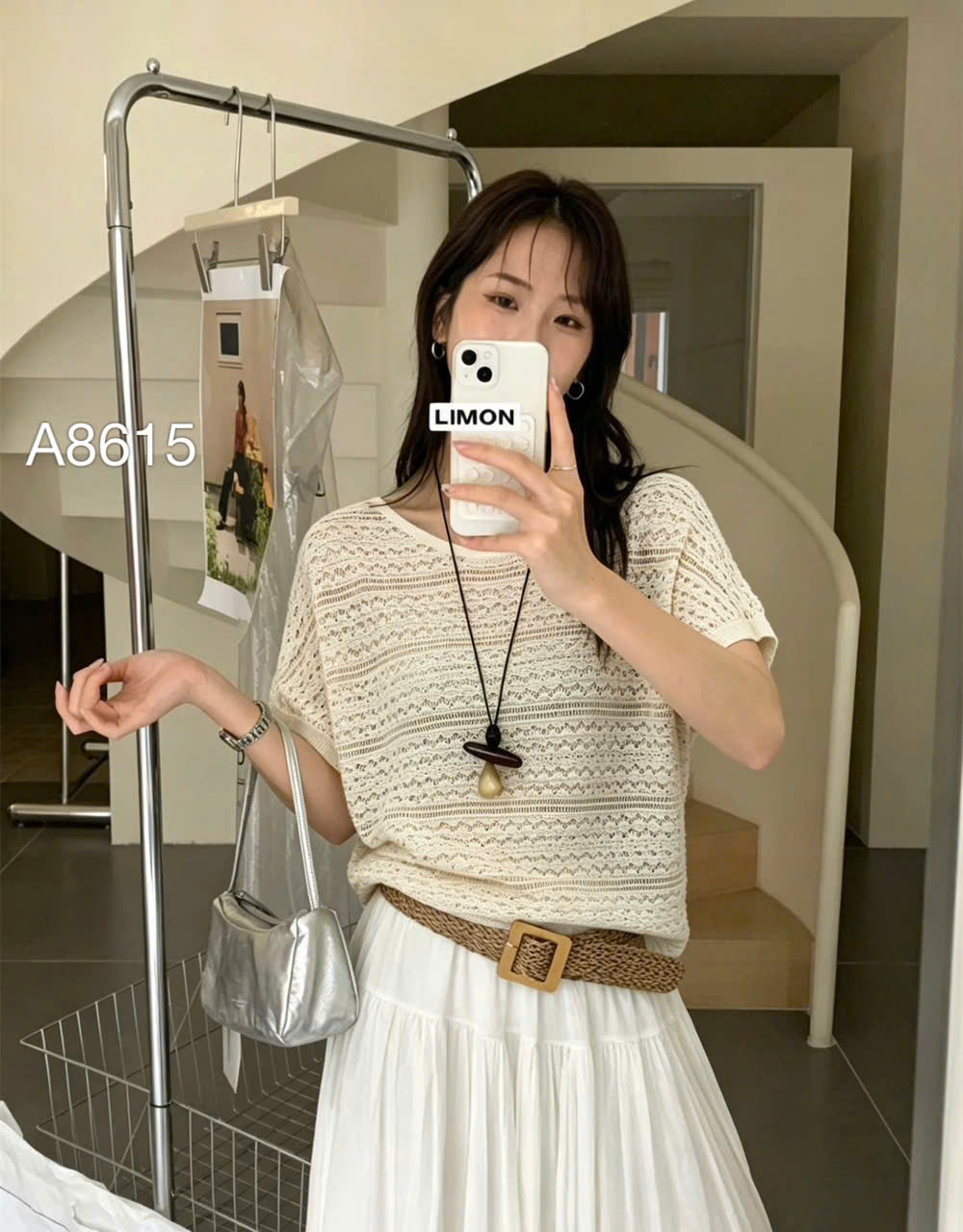 A8615 áo len mongtoghi cổ thuyền