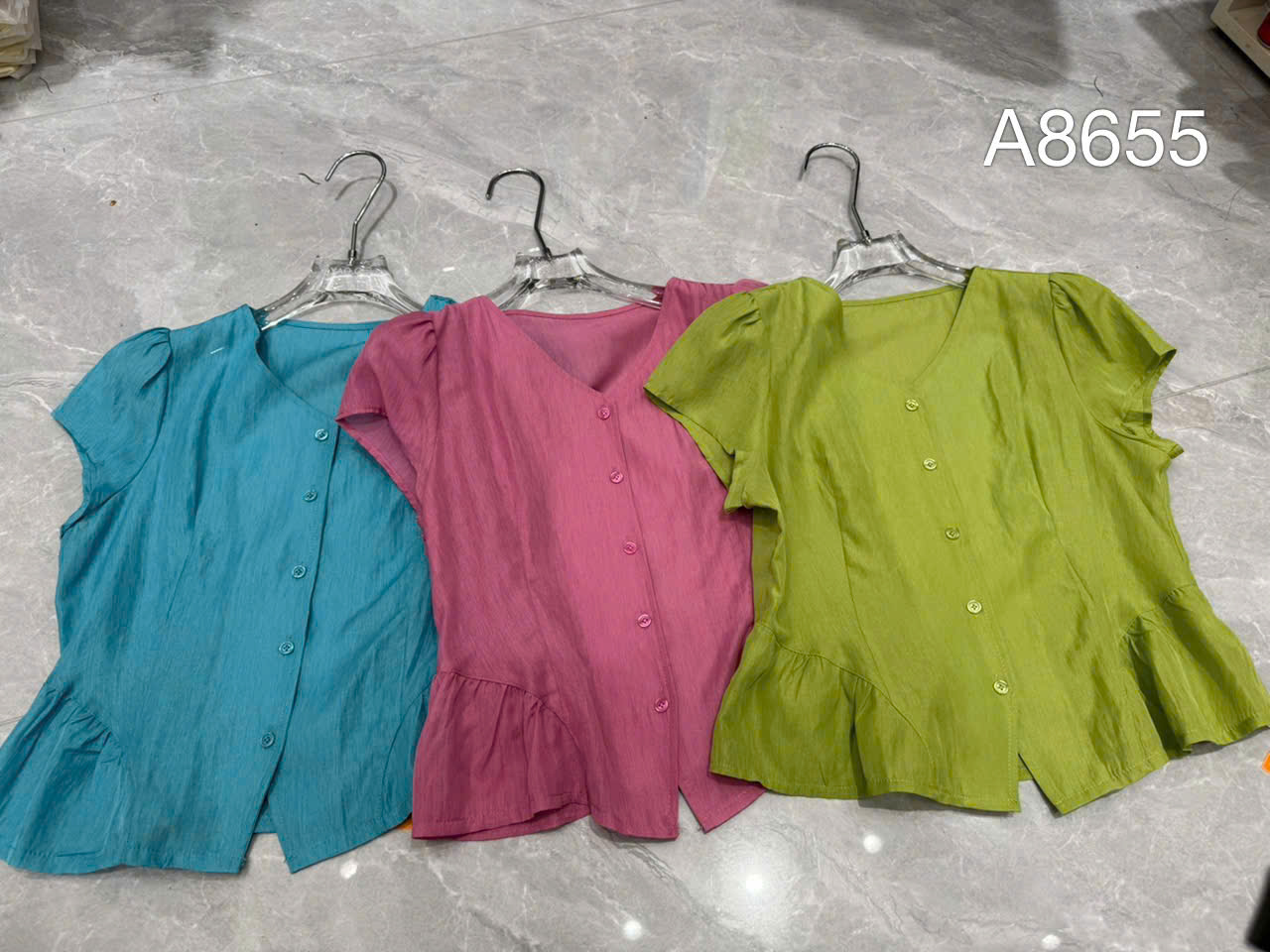 A8655 Áo sơ mi cổ tim