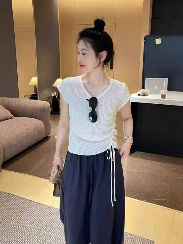 AP2004 Áo phông rút eo cổ tròn