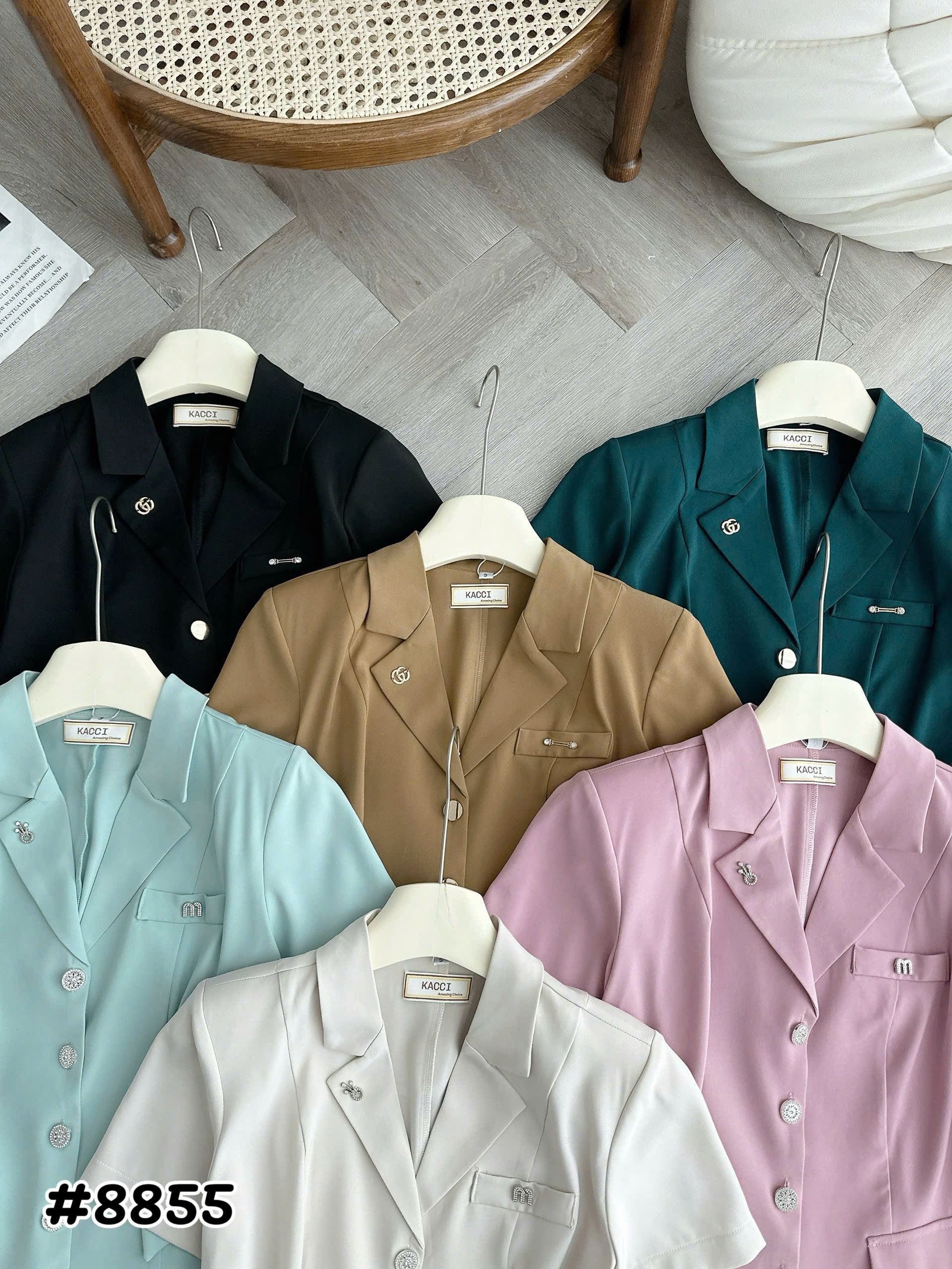 AV8855 Áo vest cổ K túi tag M