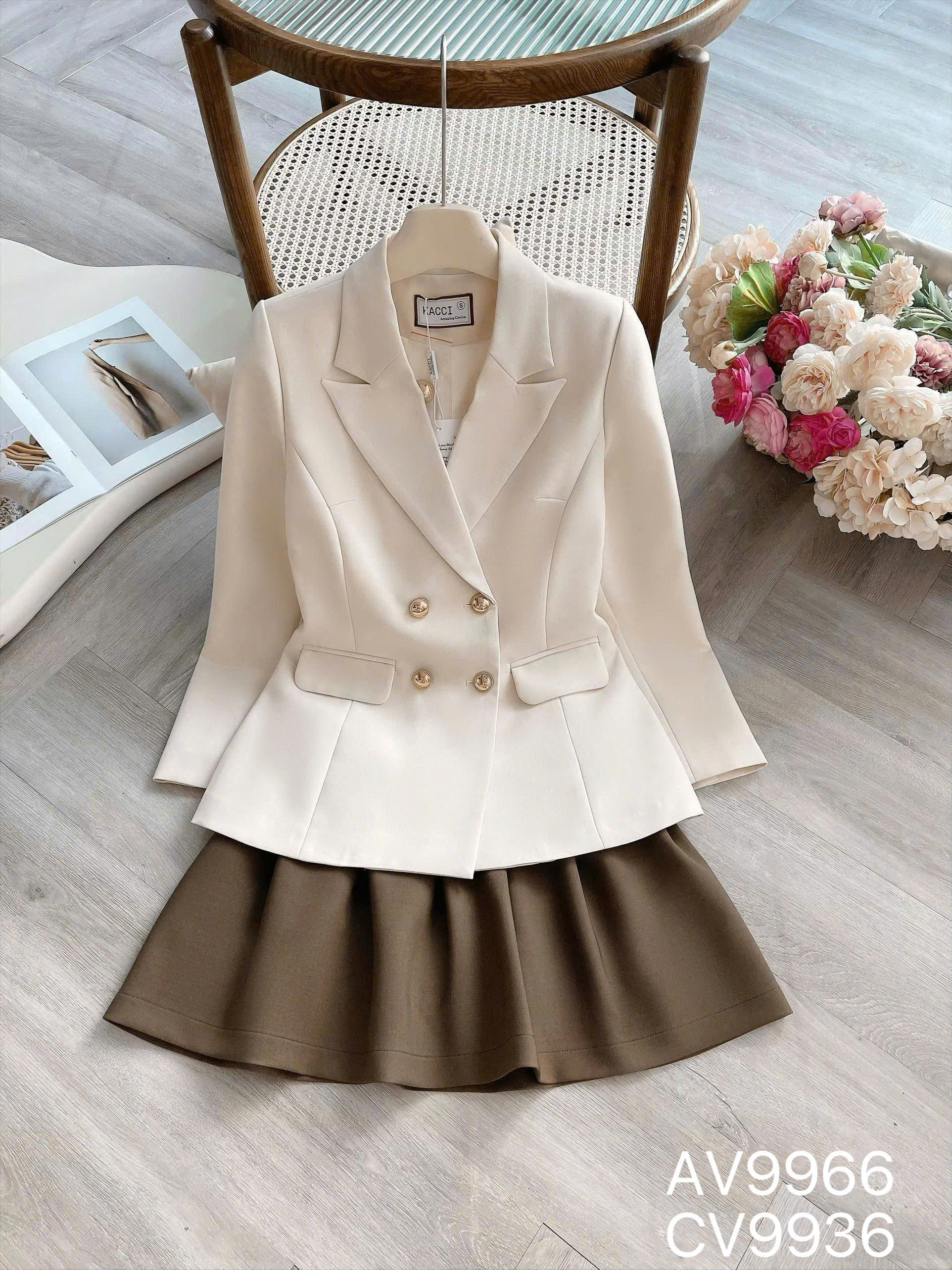 AV9966 Áo vest cổ véch 4 cúc