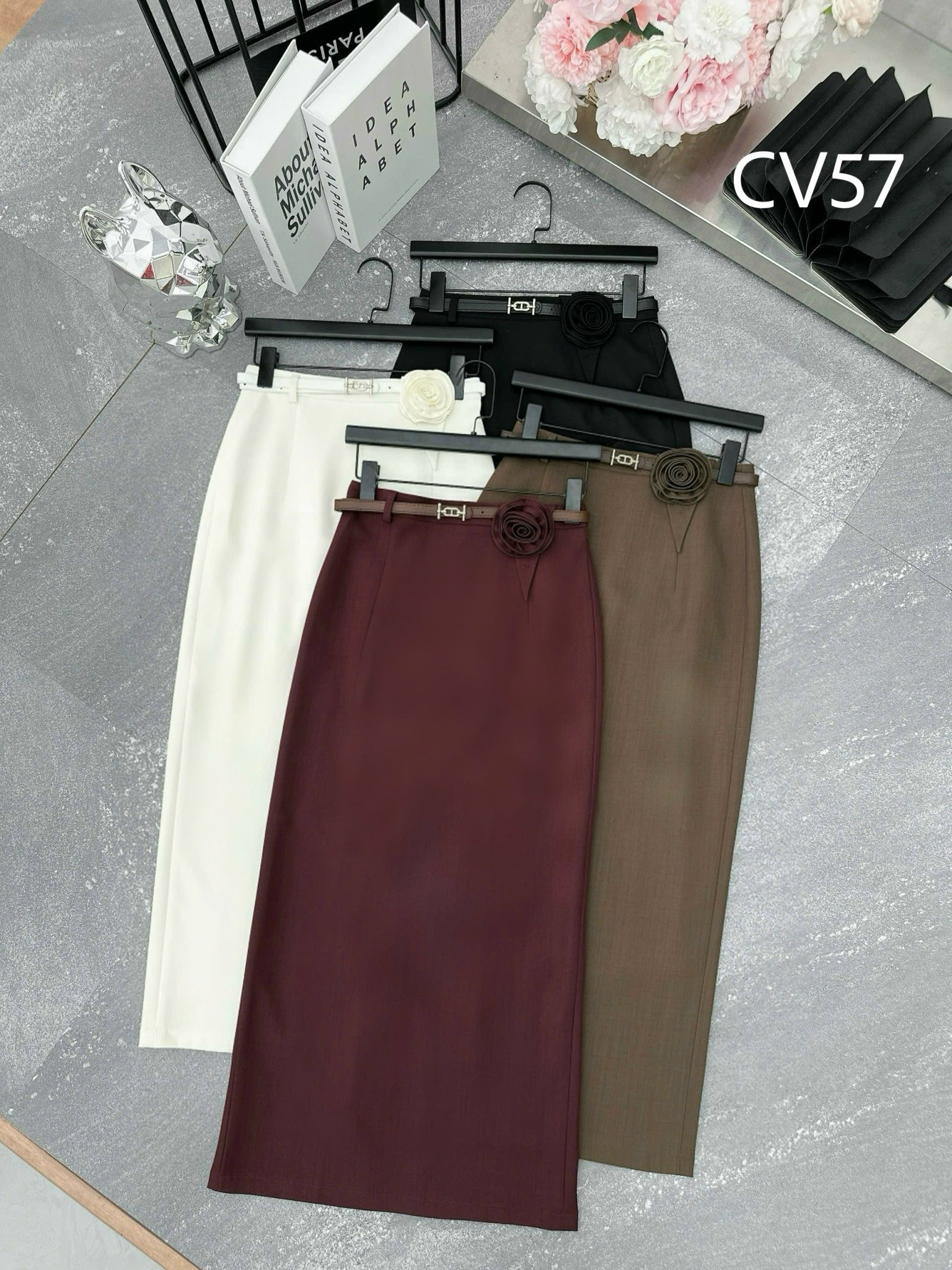CV57 Chân váy dài cạp hoa
