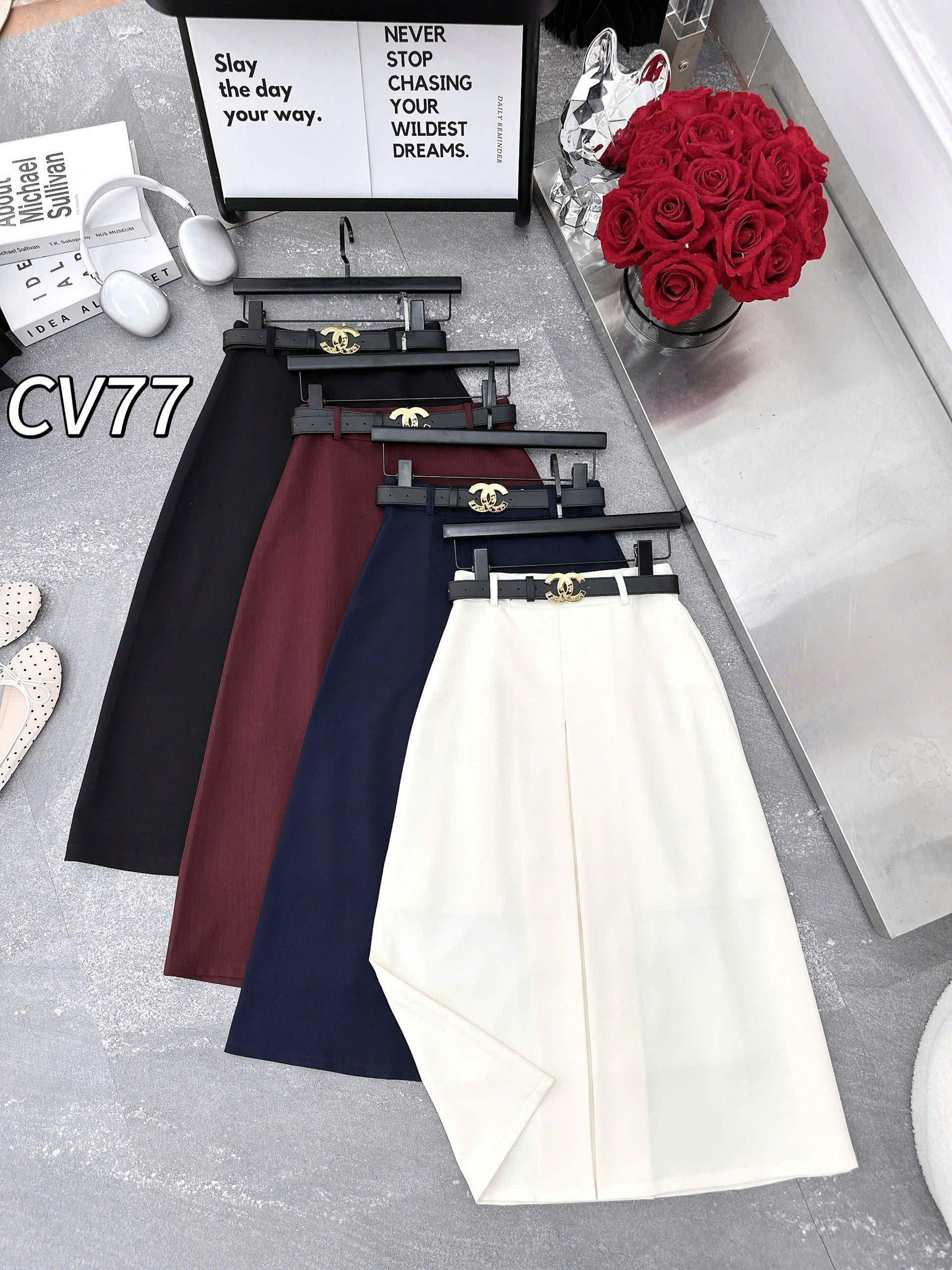 CV77 Chân váy xòe li giữa