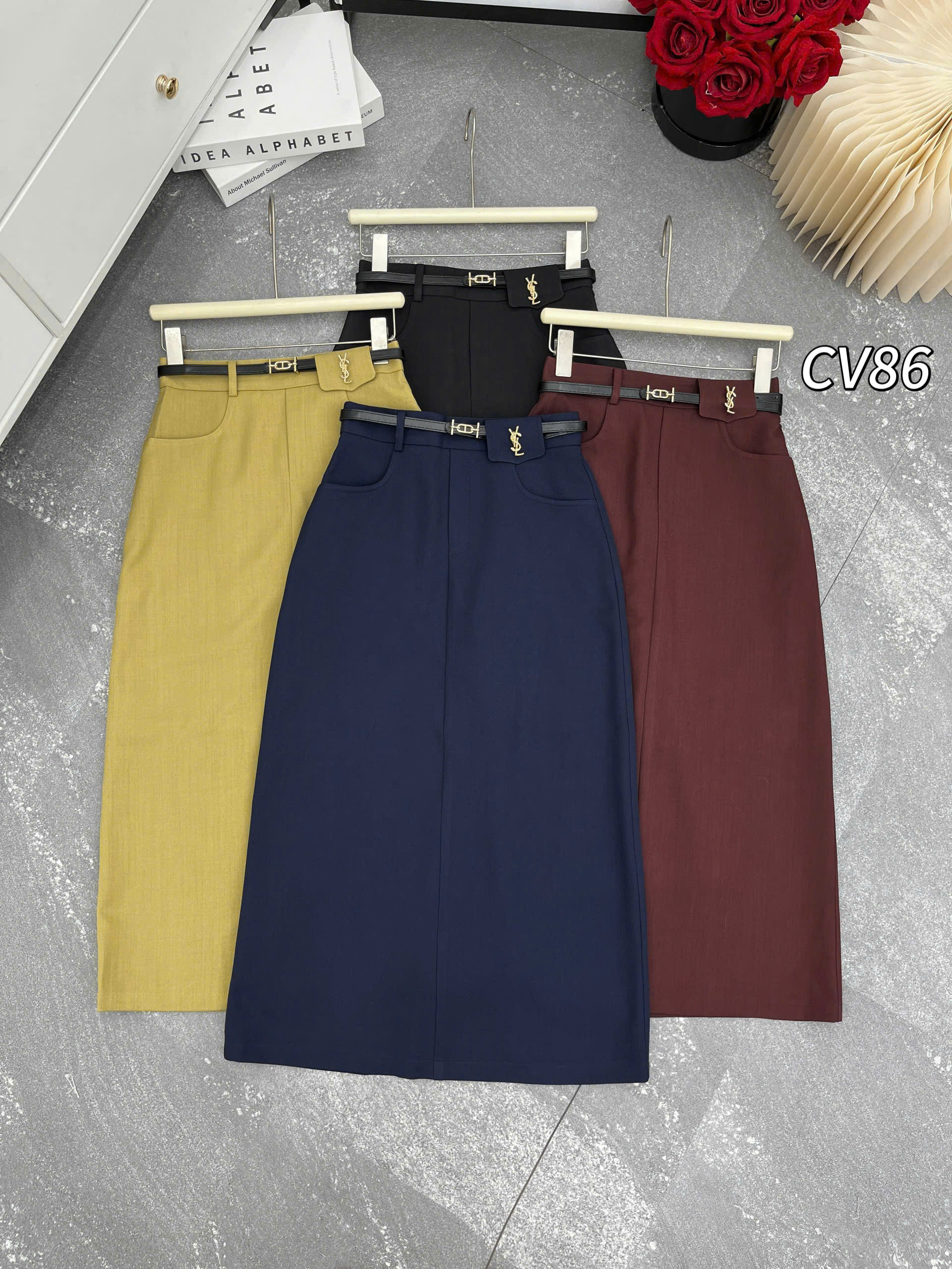 CV86 cv 2 túi cạp YSL