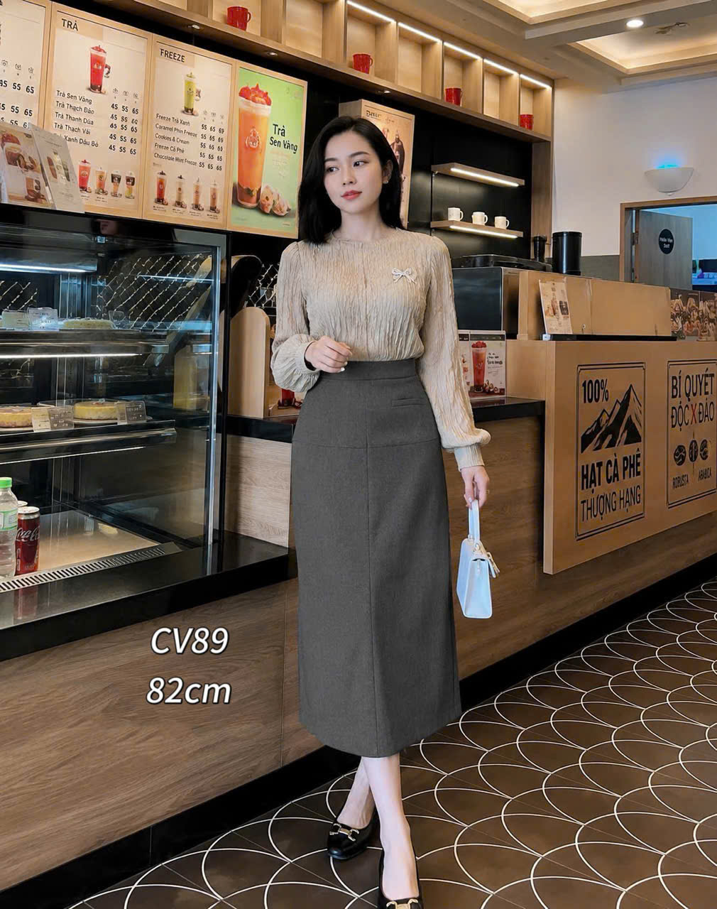 CV89 cv giả túi trước 82cm
