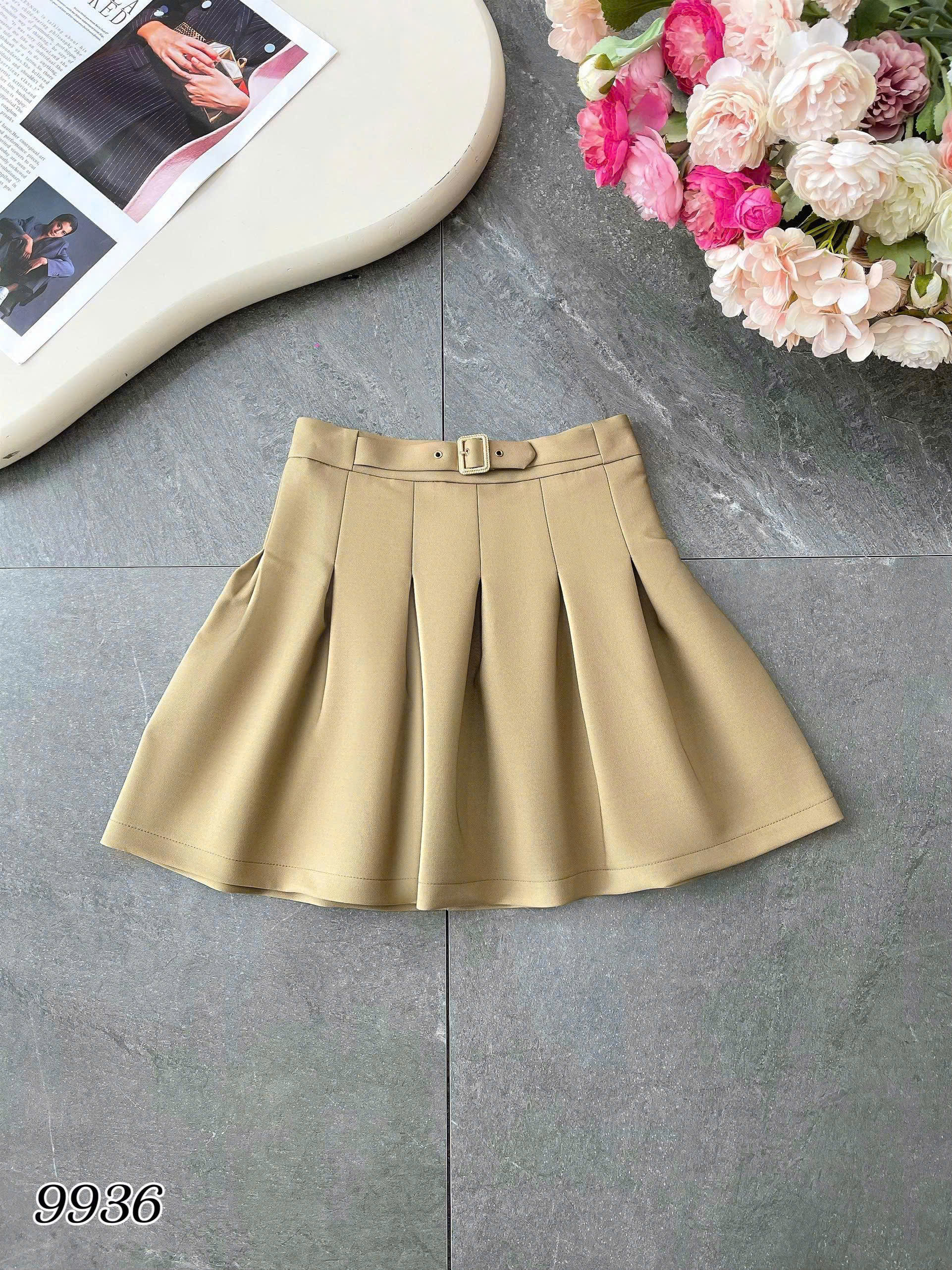 CV9936 Chân váy xòe ly ngắn