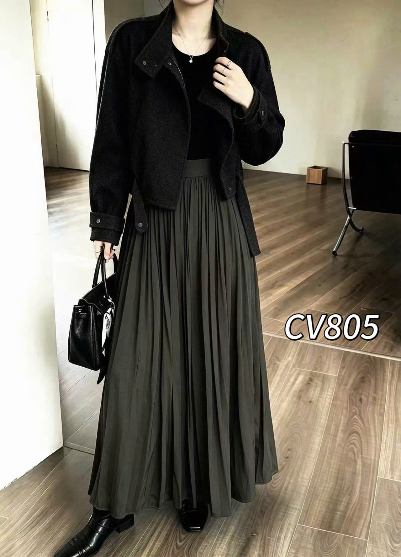 CV805 Chân váy lụa dáng dài xếp ly